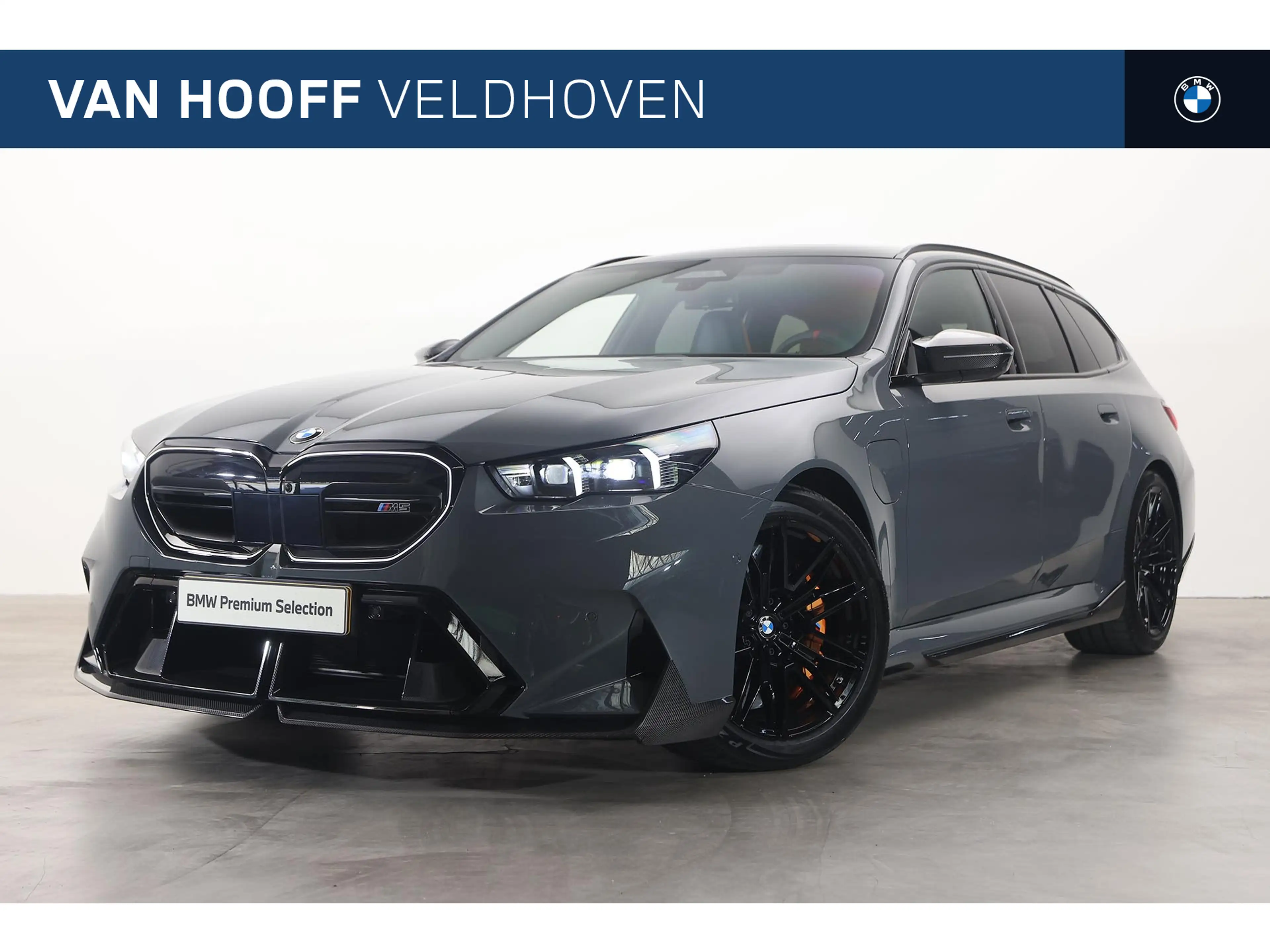 BMW M5 Touring Automaat / Panoramadak / M Drive Professio