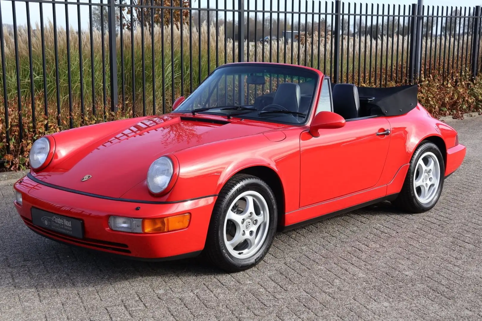 Porsche 964 Carrera 2 cabriolet Rouge - 2