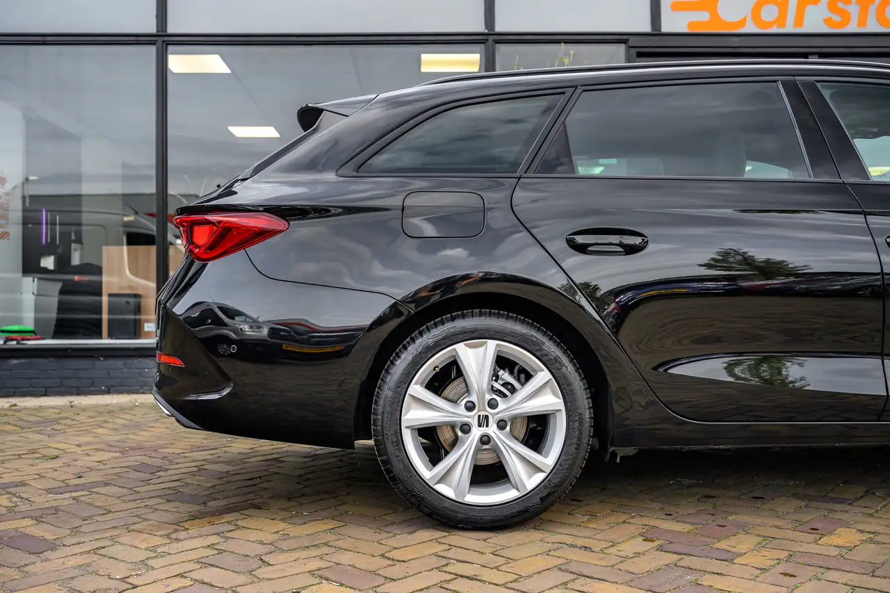 SEAT Leon Sportstourer|Camera|Sfeer|Car-Play 1.5 eTSI FR Bus 7