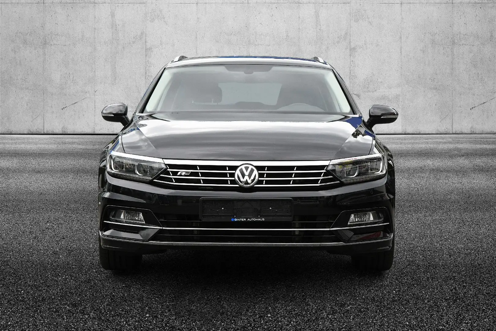 Volkswagen Passat Variant Highline 4Motion*R-Line* Schwarz - 2