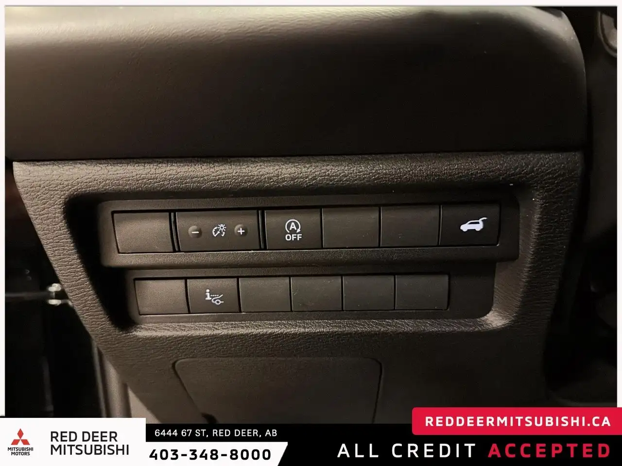 Mitsubishi Outlander снимка Mitsubishi Outlander