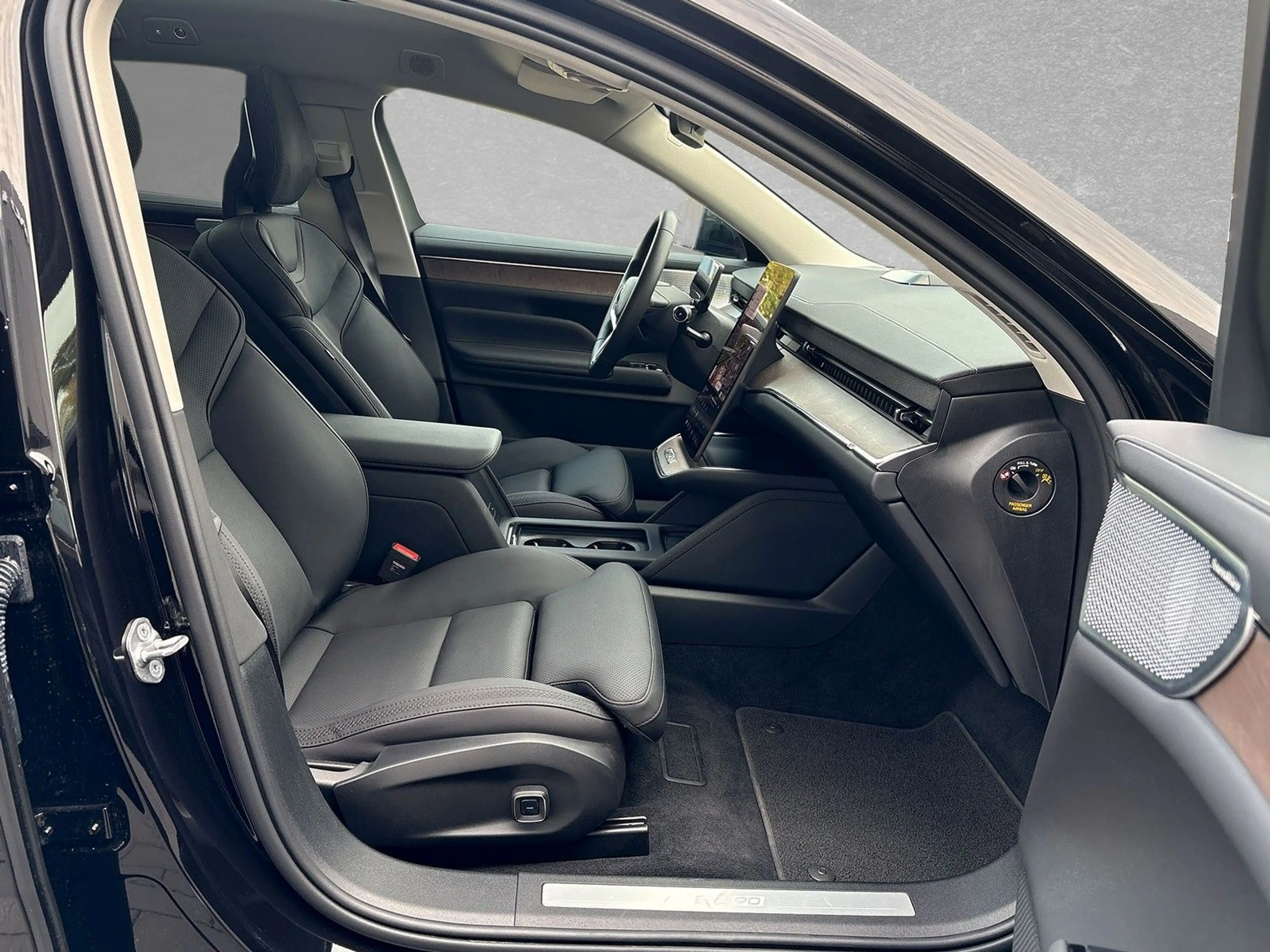 Volvo ES90 Single Motor Extended Range Ultra ACC HUD — photo 4
