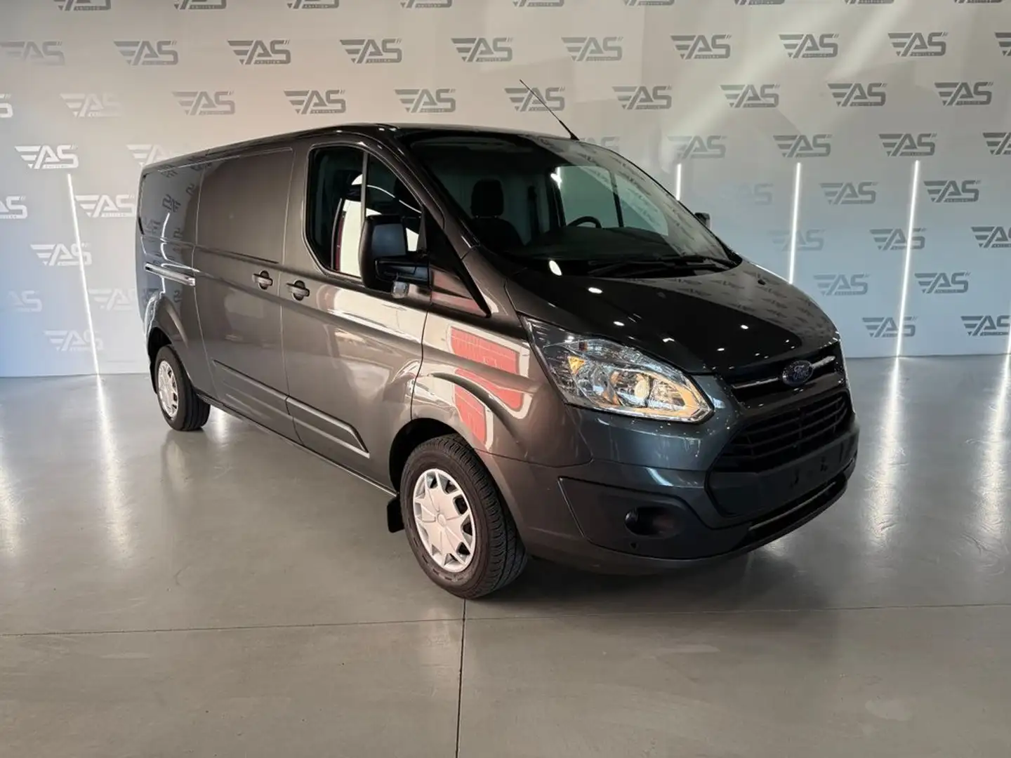 Ford Tourneo Custom 2.0TDCI Titanium Aut. 130 17´´ Grau - 2