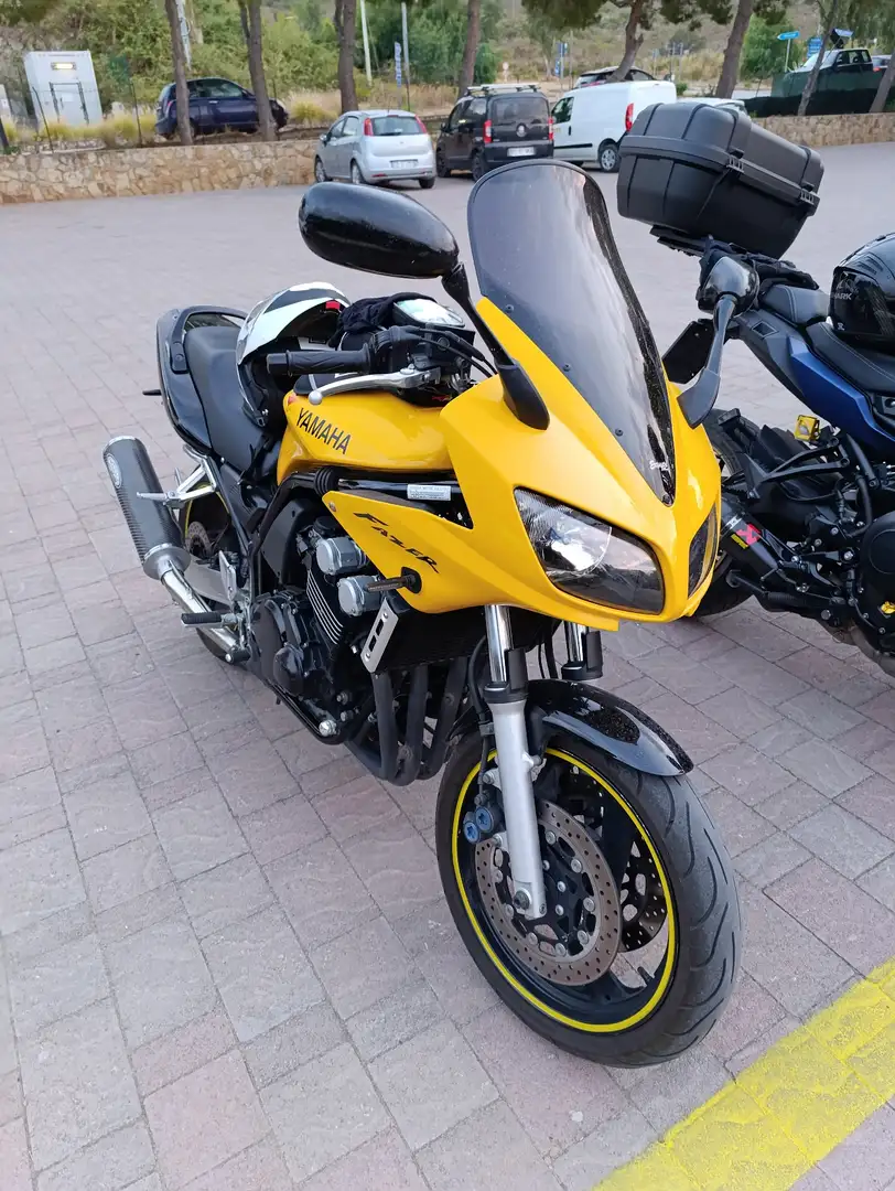 Yamaha FZS 600 - 2