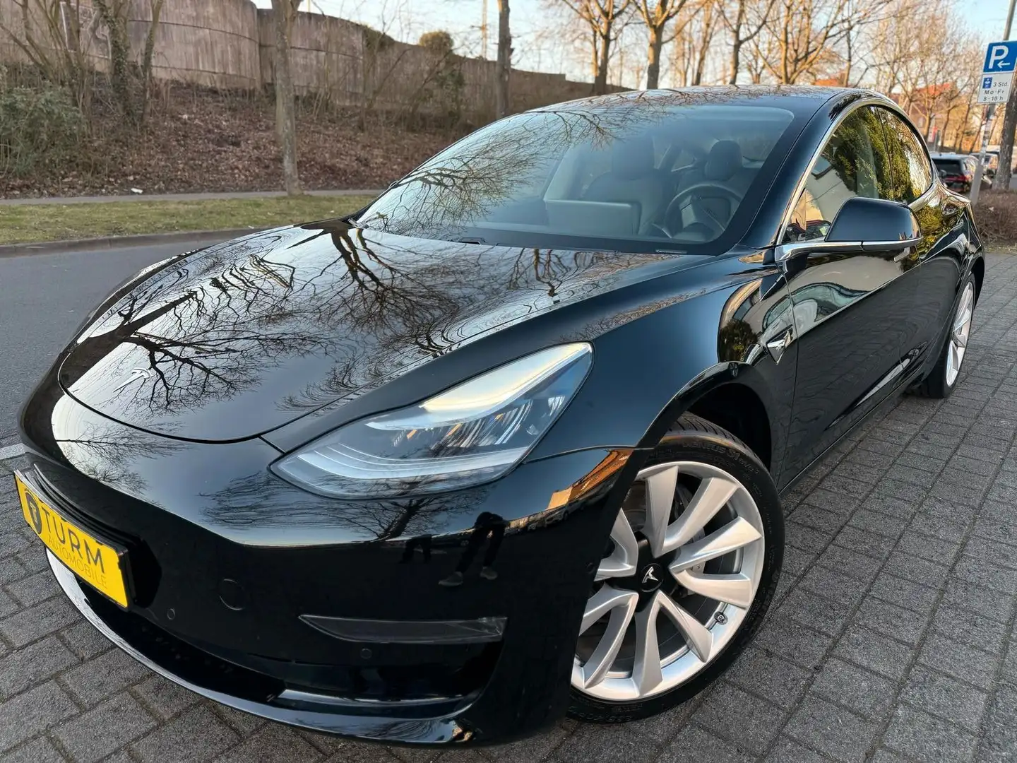 Tesla Model 3 LR 79 kWh Dual AWD|SOH92%|Autopilot|Pano Schwarz - 1