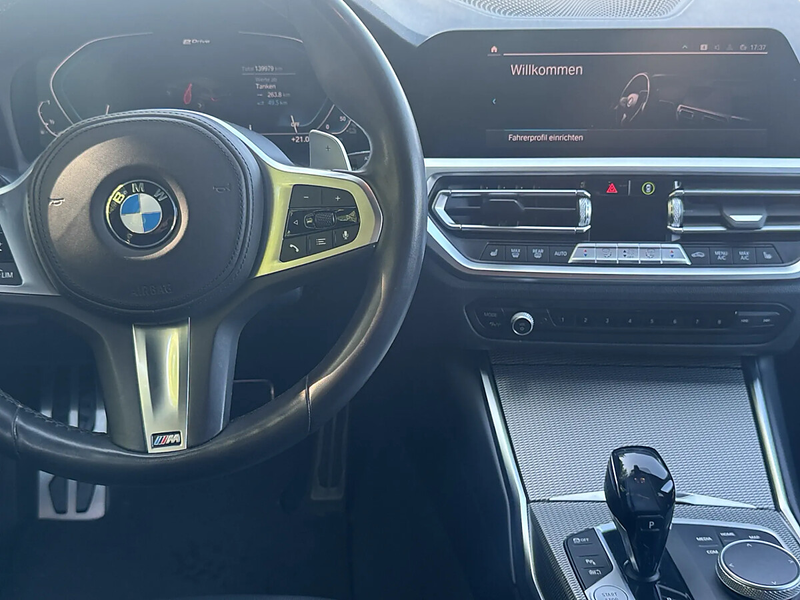 BMW 330 e PHEV xDrive Touring Aut. — photo 10