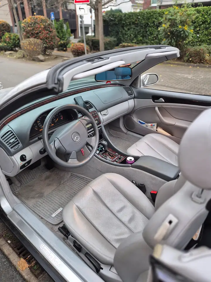 Mercedes-Benz CLK 320 CLK Cabrio 320 Elegance, foto 11