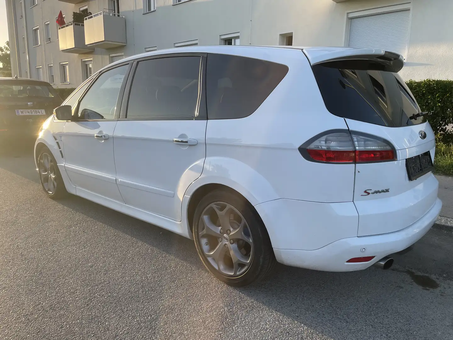 Ford S-Max 2.2 TDCi DPF Titanium S - 1
