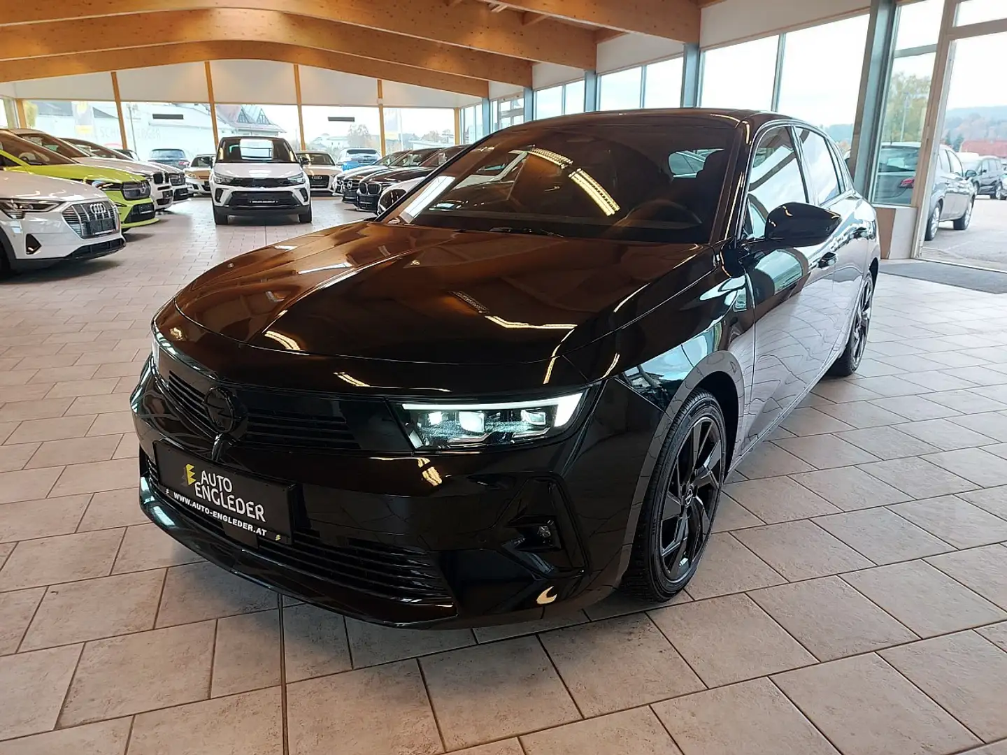 Opel Astra 1,2 Turbo GS Aut. Noir - 2