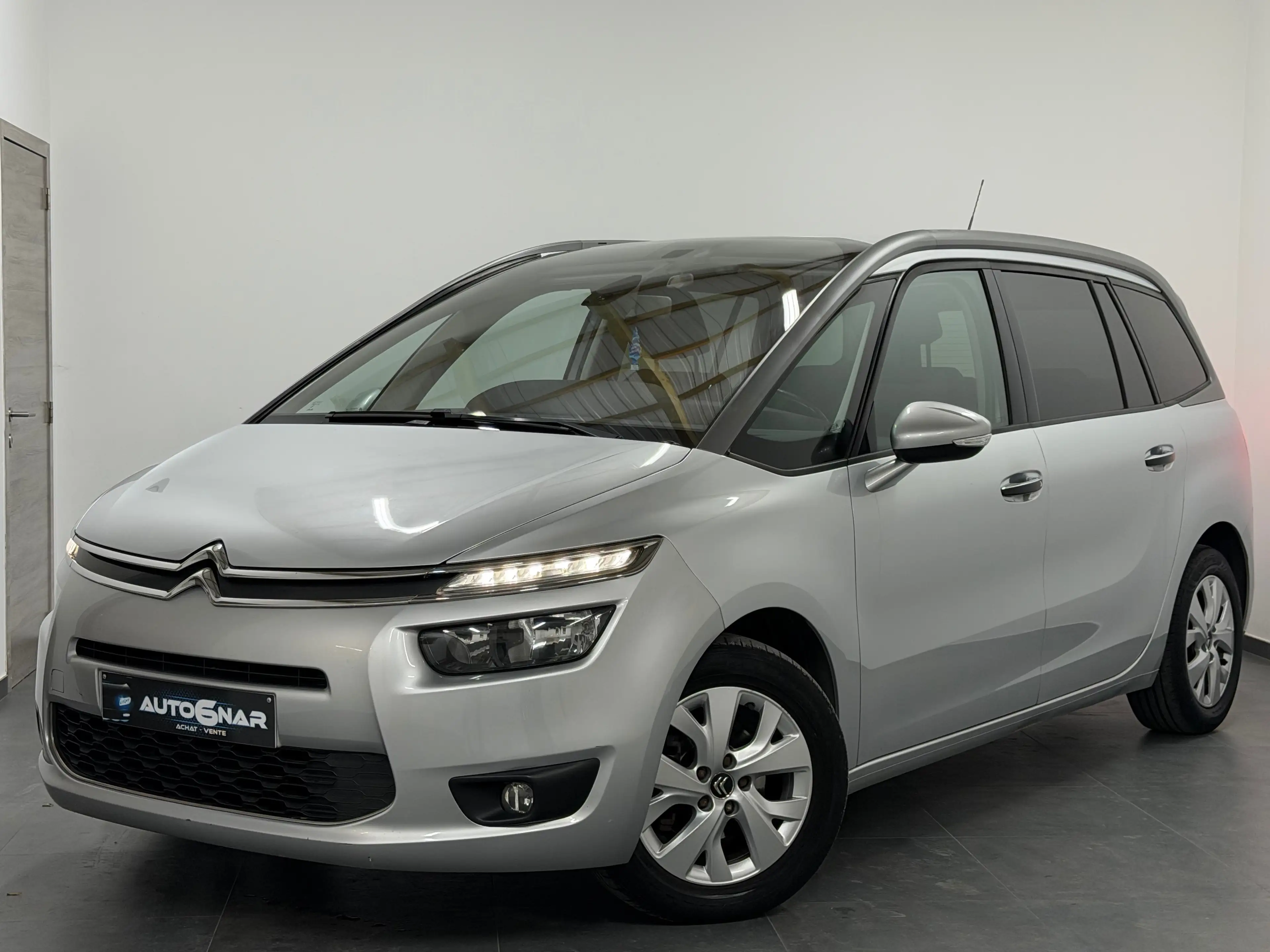 Citroen Grand C4 Picasso 1.6 BlueHDi Euro6 - 7 Places - Boite Auto - Camera — photo 4