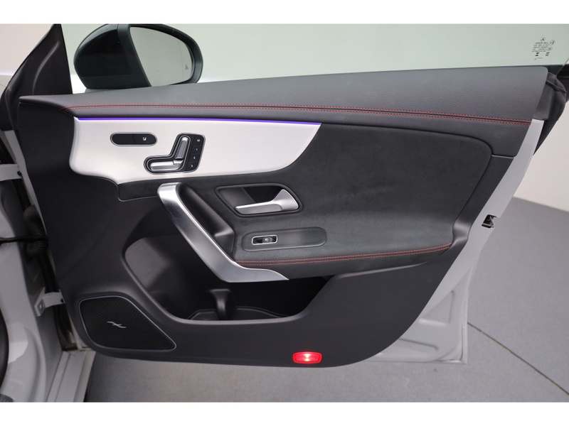 Mercedes-Benz CLA 35 AMG 4M Prem+ MY26 PerfSitz RIDE Burm Pano — photo 15