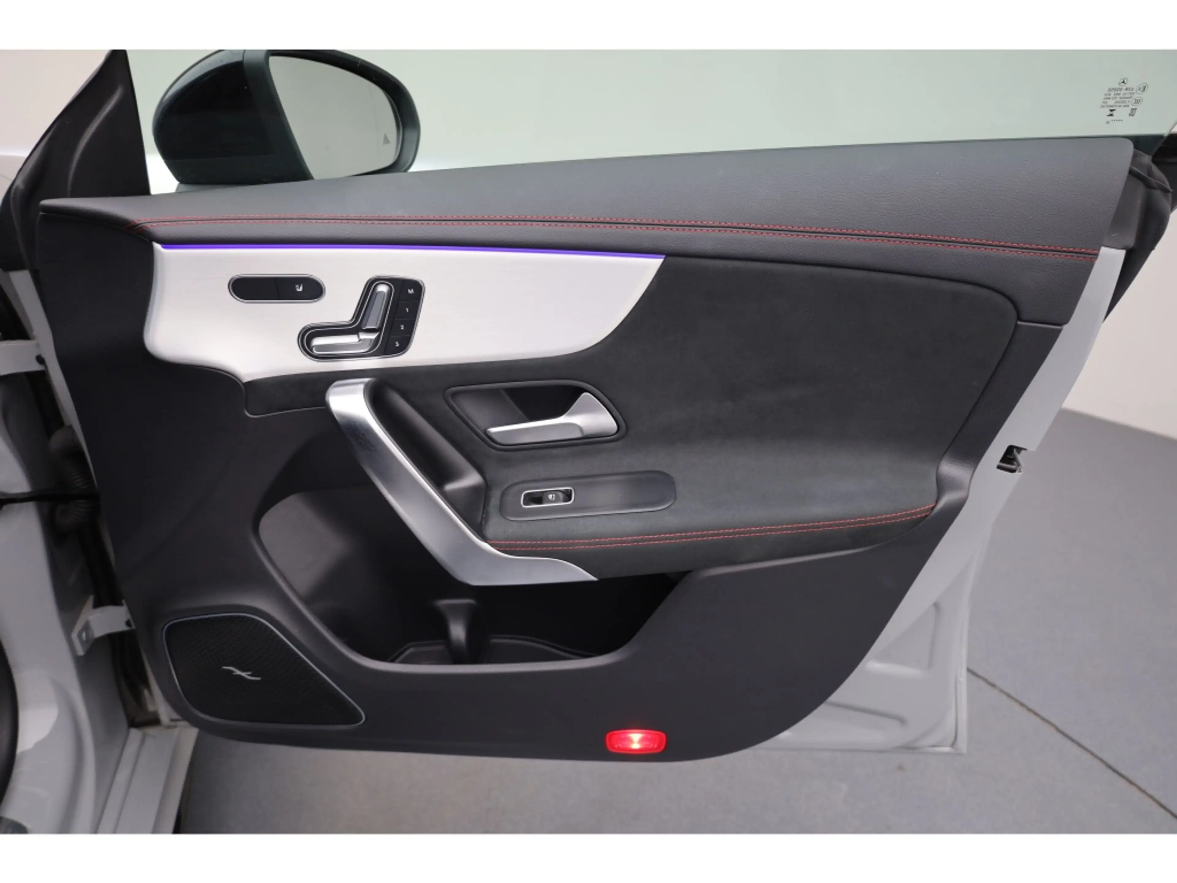 Mercedes-Benz CLA 35 AMG 4M Prem+ MY26 PerfSitz RIDE Burm Pano — photo 15