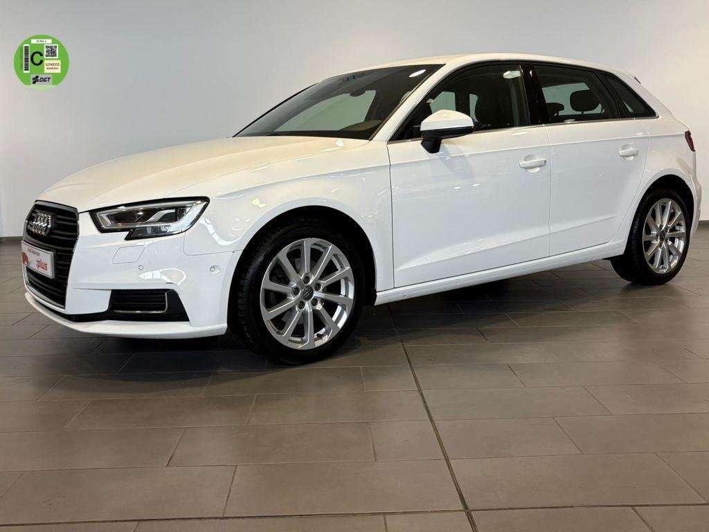 Audi A3 Sportback 30 TFSI Design 85kW - foto 1