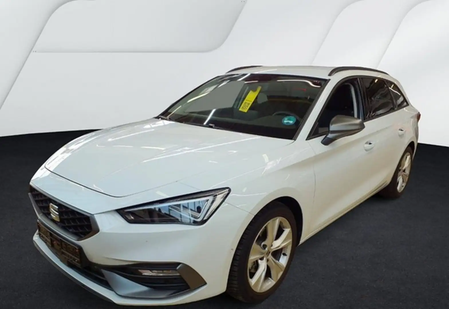 SEAT Leon ST 1.5 eTSI FR MATRIX+SAFE-XL+ACC+RFK Weiß - 1