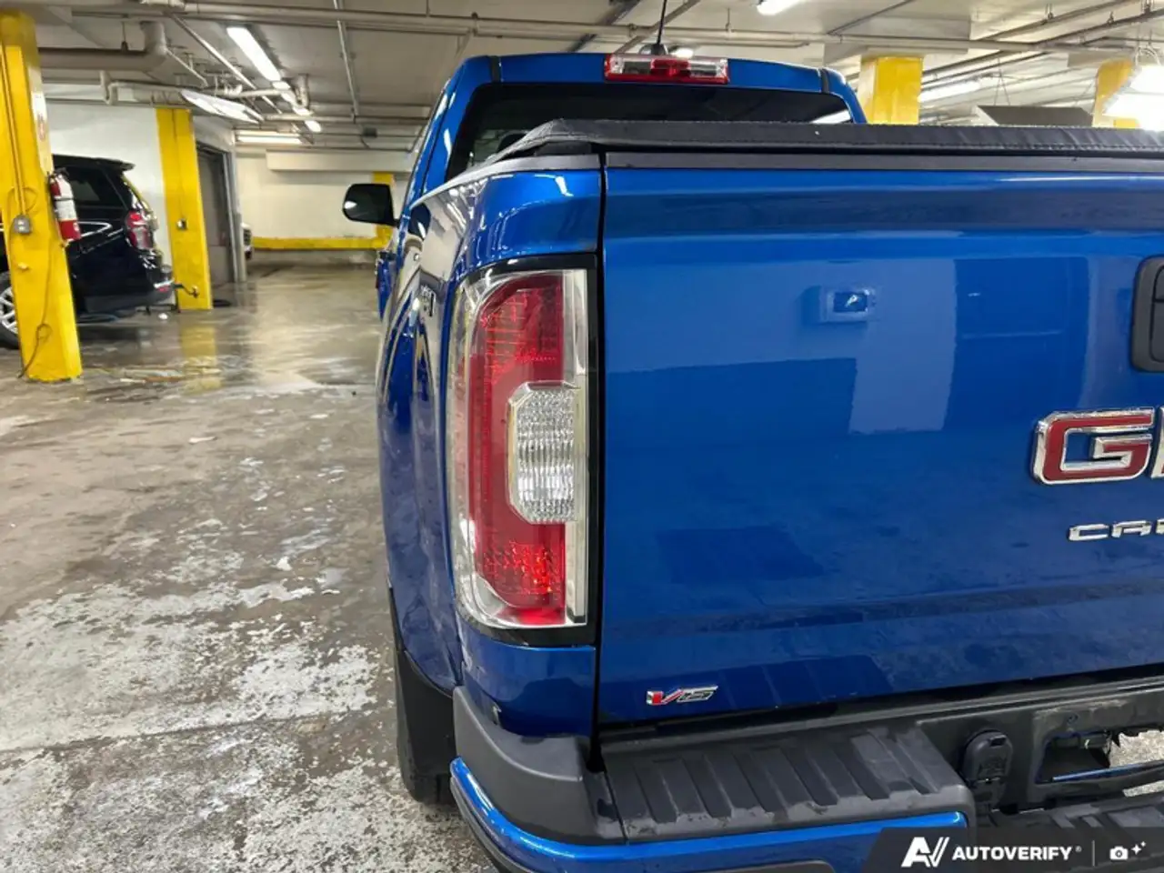 GMC Canyon photo GMC Canyon