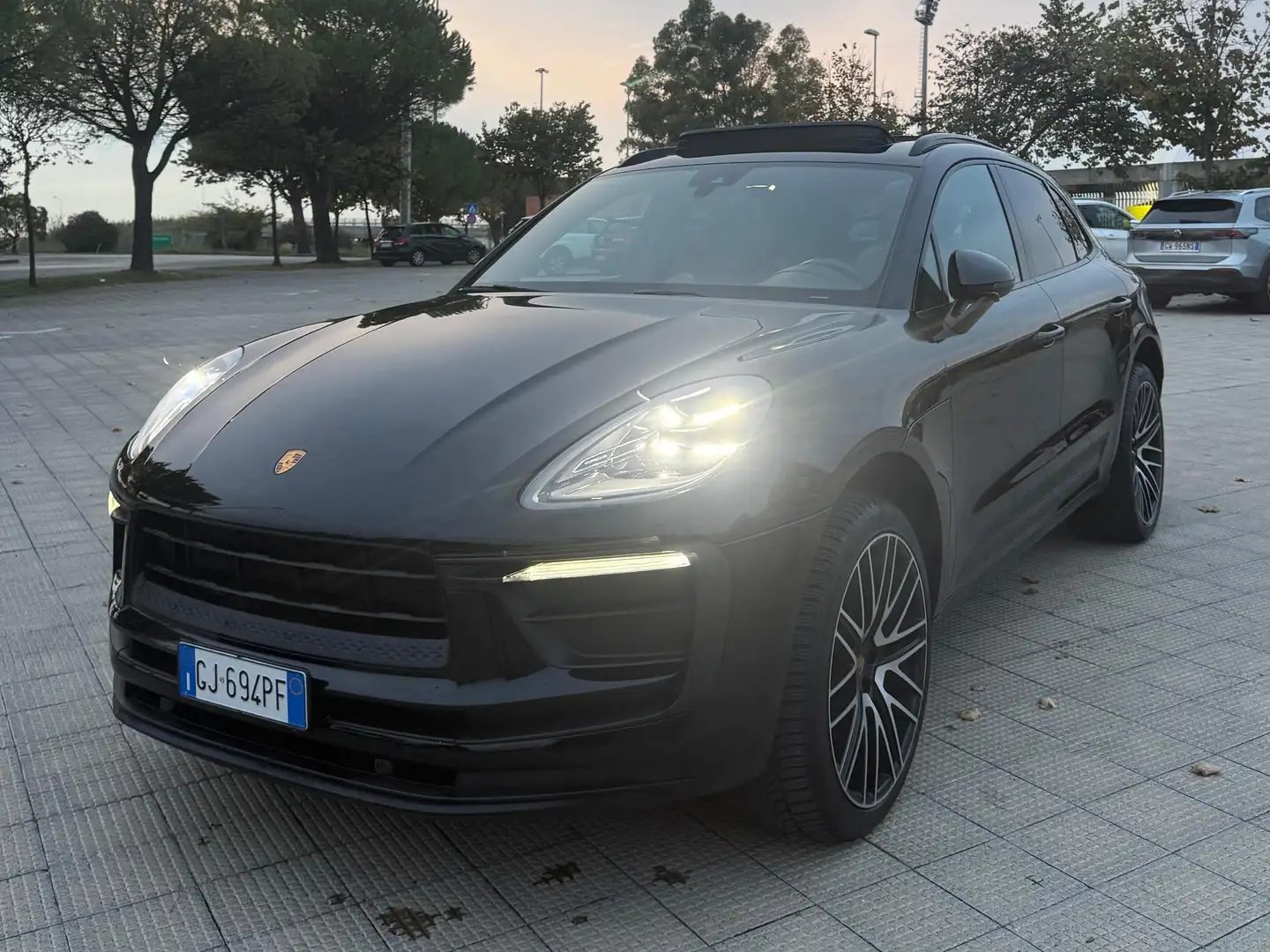 Porsche Macan 2.0 Turbo 265cv Nero - 2