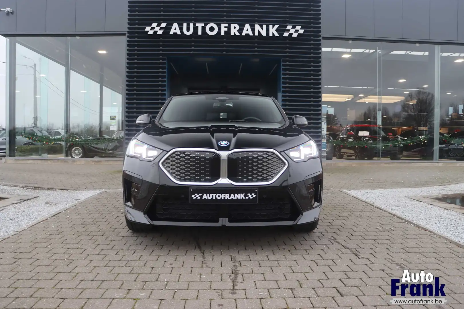 BMW iX2 30 / M-SPORT / PANO / MEMO / H&K / HUD / 360CAM Noir - 2