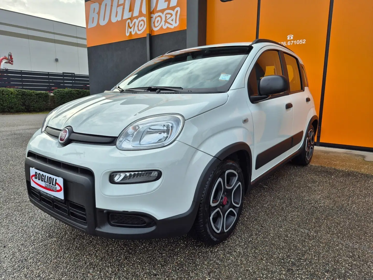 Fiat Panda 1.0 FireFly S&S Hybrid Blanc - 1