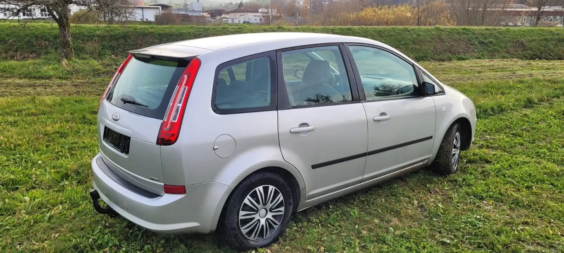 Ford C-Max C-MAX Style Silber - 2