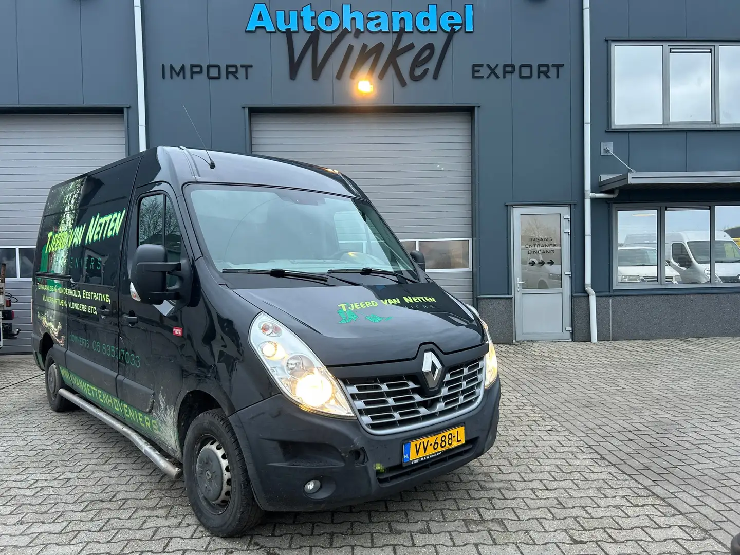 Renault Master T33 2.3 dCi L2H2 AIRCO CRUISE Schwarz - 1