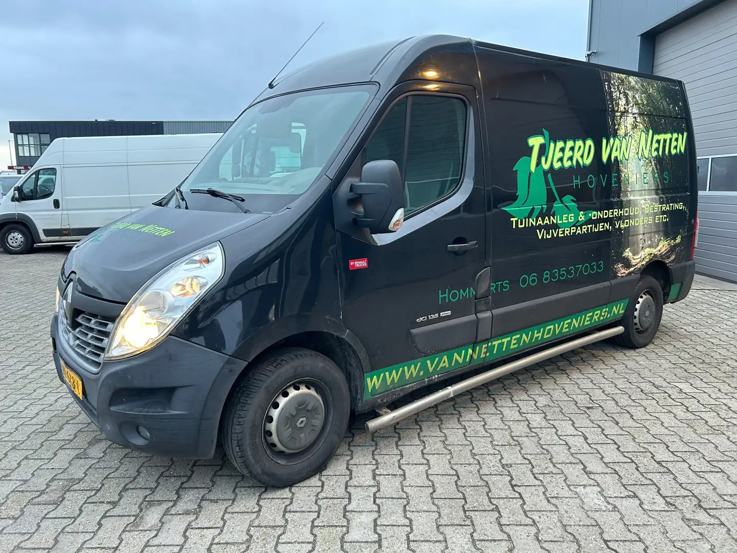 Renault Master T33 2.3 dCi L2H2 AIRCO CRUISE Schwarz - 2