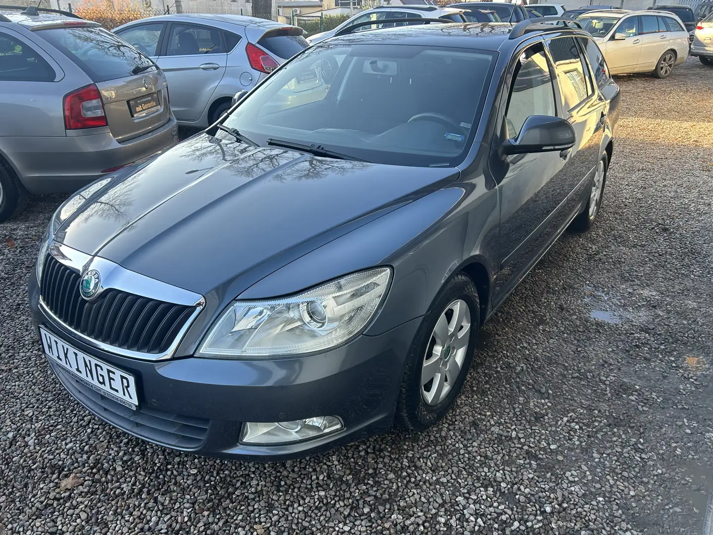 Skoda Octavia Kombi Elegance * PDC * SHZ * NAVI * CARPLAY * BT Grijs - 1