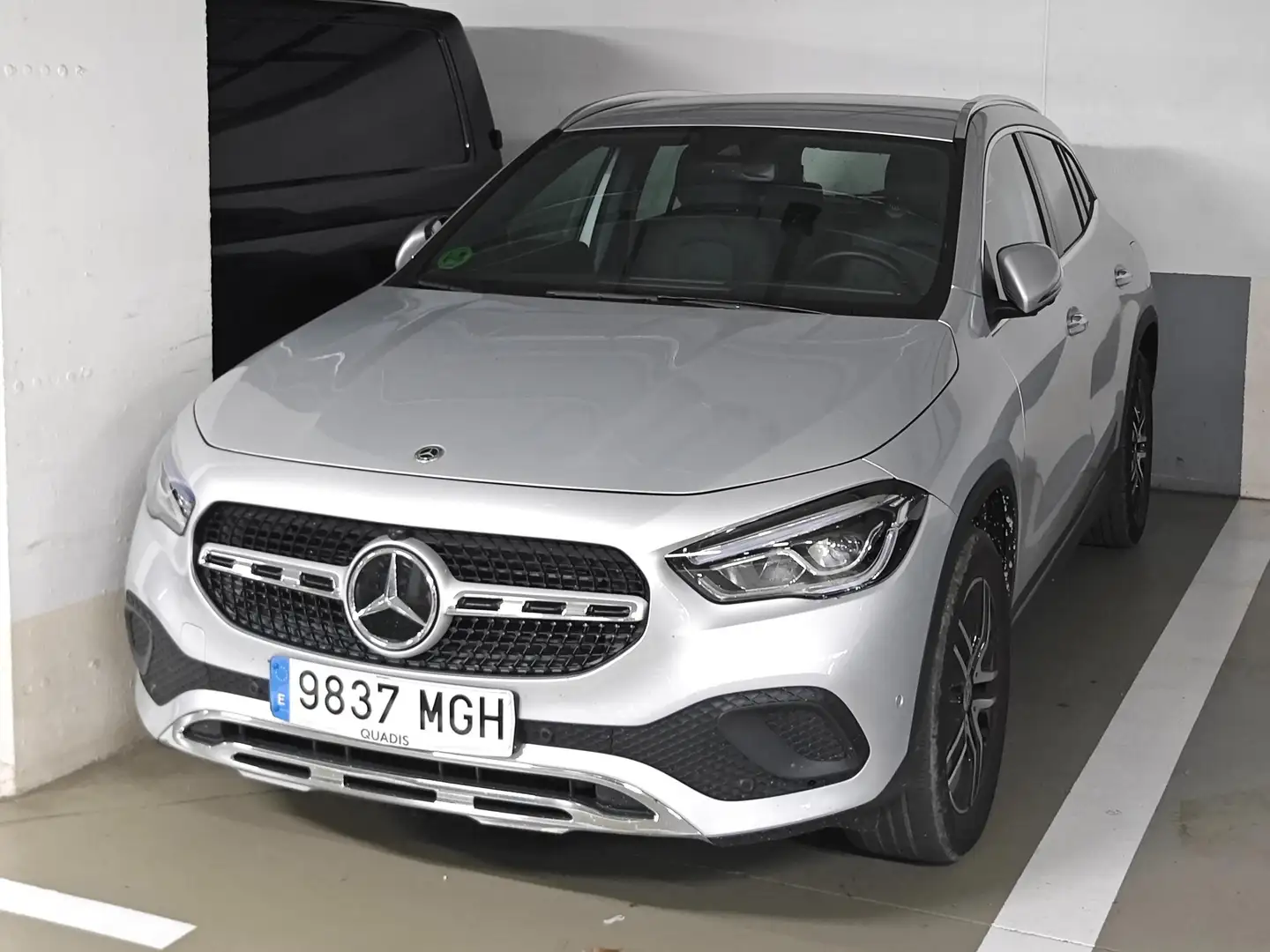 Mercedes-Benz GLA 200 GLA 200 Plateado - 1