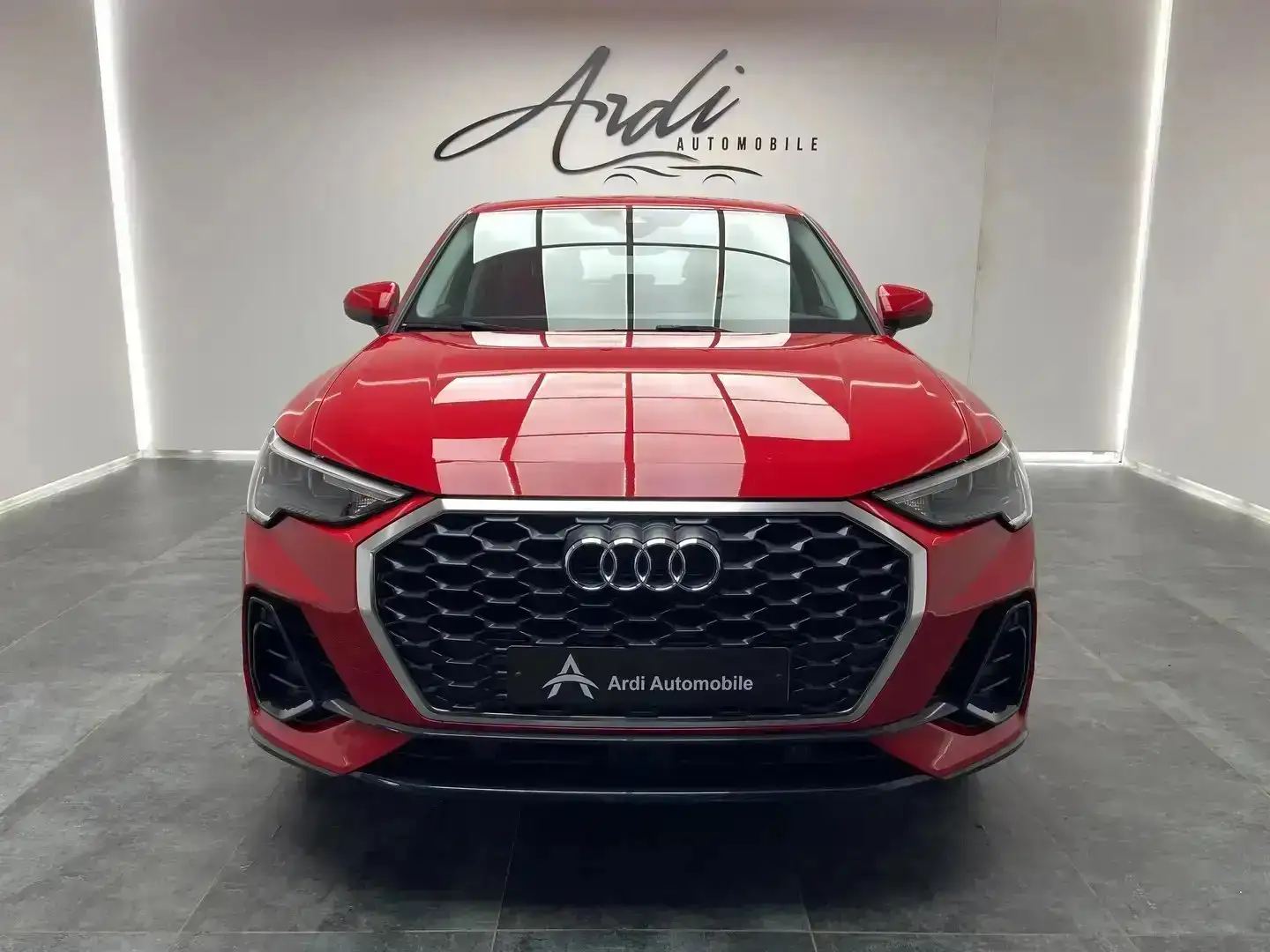 Audi Q3 1.5 TFSI *GARANTIE 12 MOIS*1er PROPRIO*XENON*CUIR* Rouge - 2