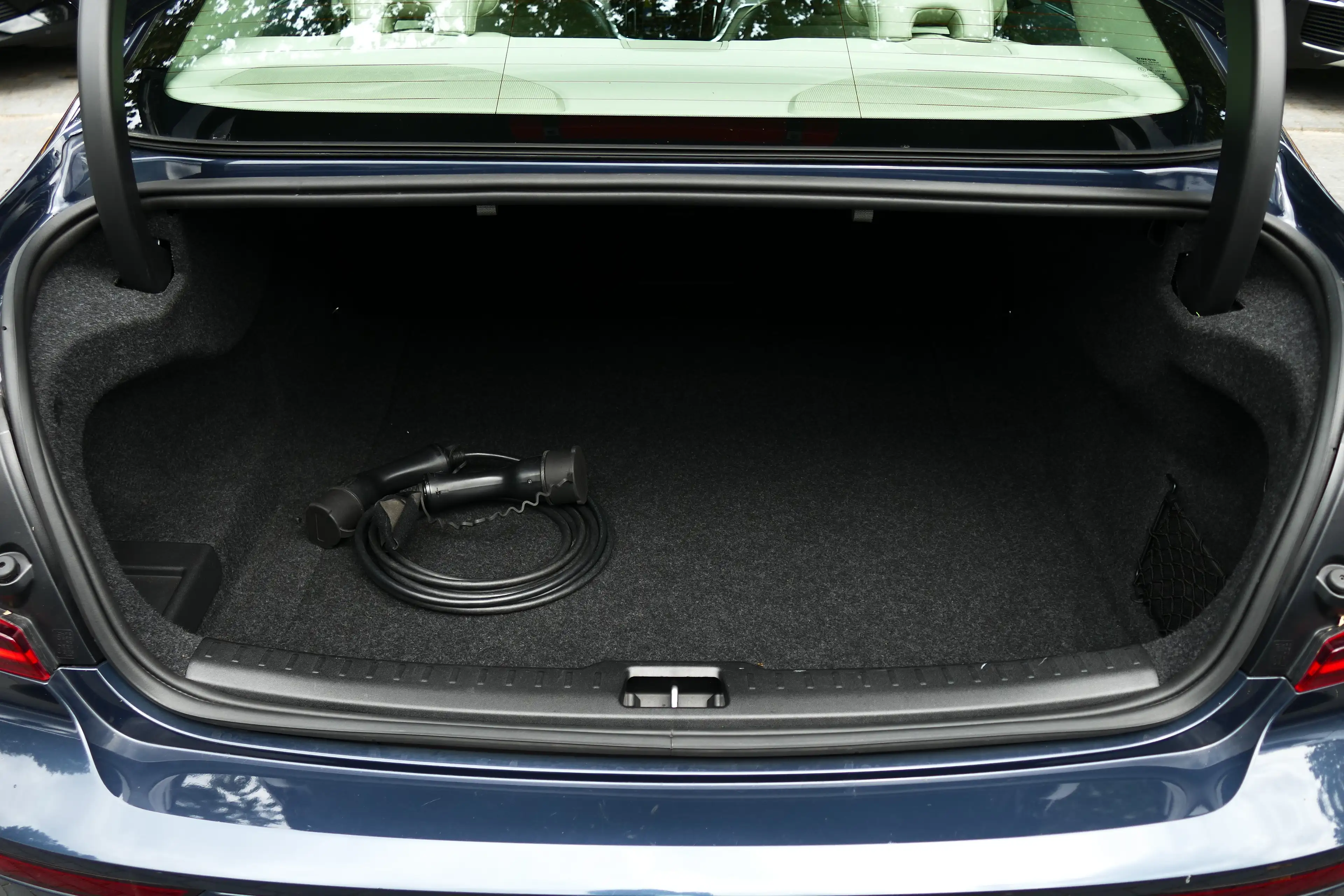 Volvo S60 2.0 RECHARGE T8 AWD INSCRIPTION AUTOMAAT / NAVI / — photo 13