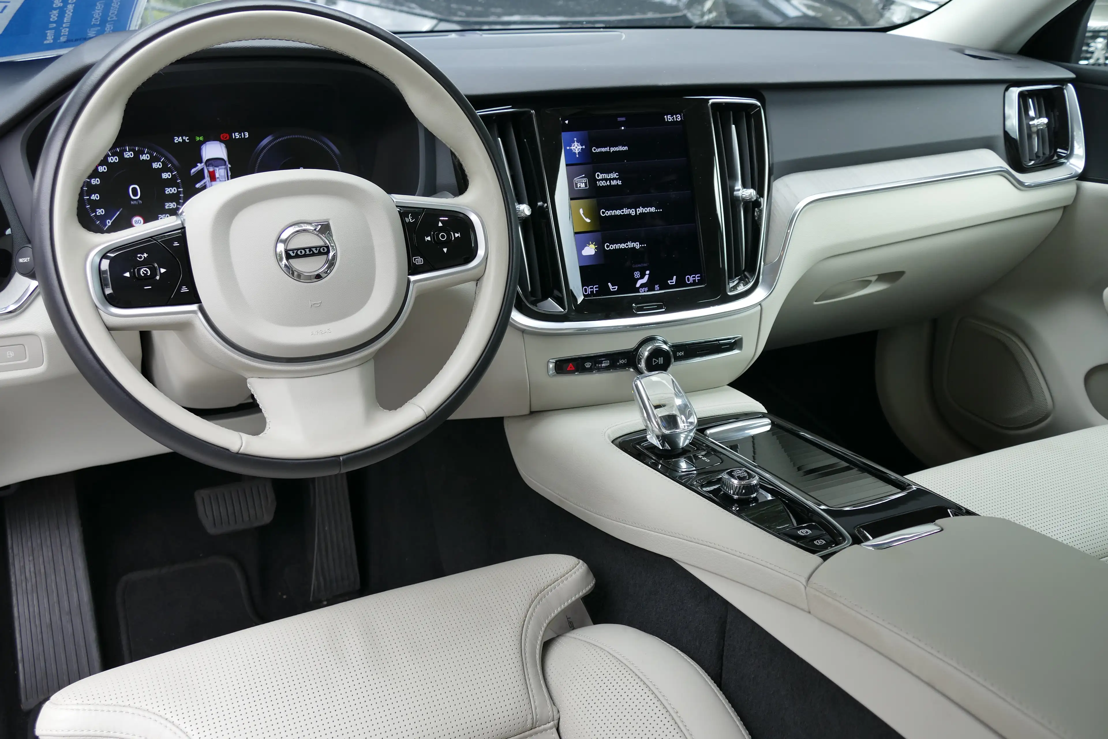 Volvo S60 2.0 RECHARGE T8 AWD INSCRIPTION AUTOMAAT / NAVI / — photo 15