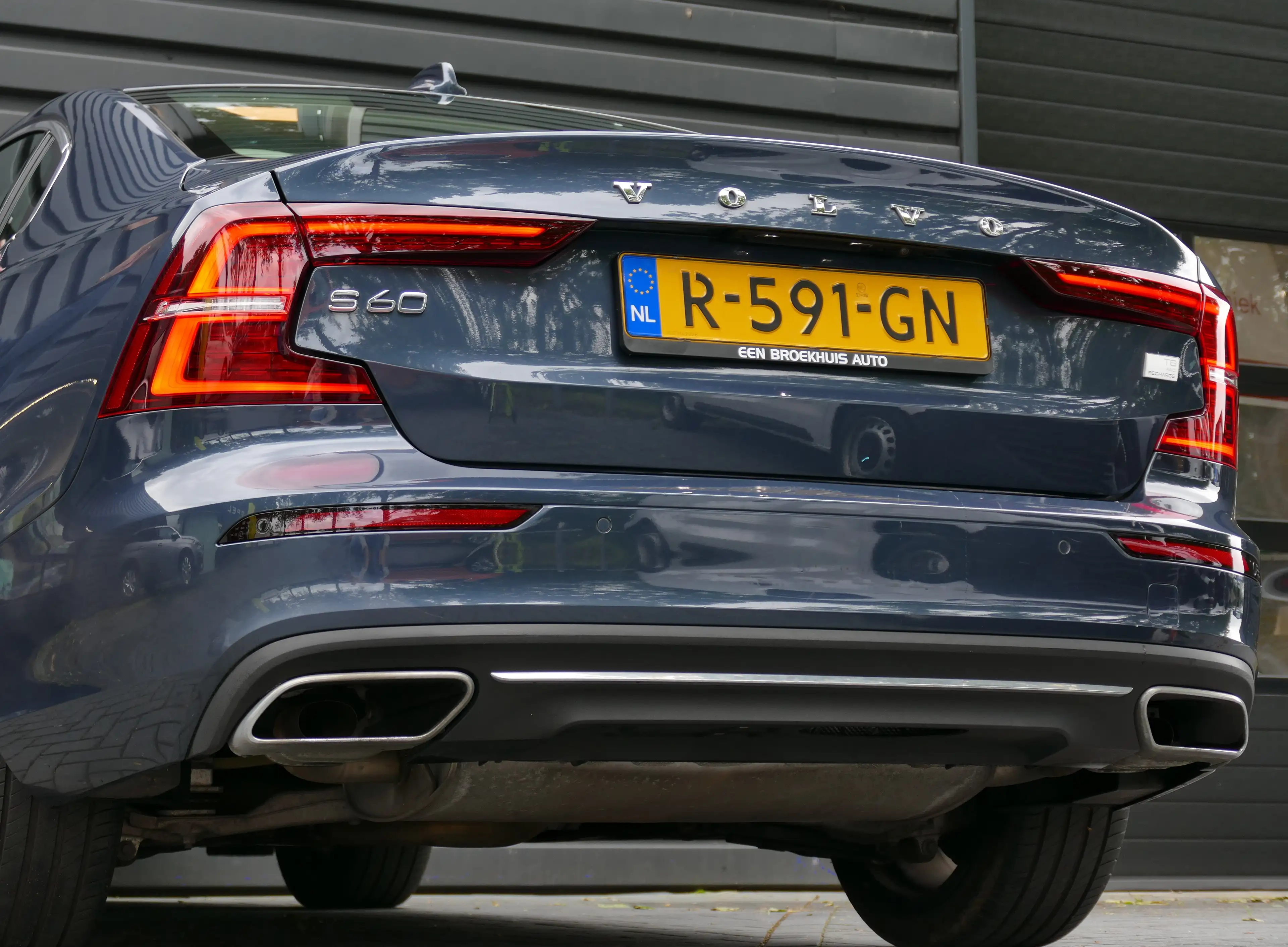 Volvo S60 2.0 RECHARGE T8 AWD INSCRIPTION AUTOMAAT / NAVI / — photo 5