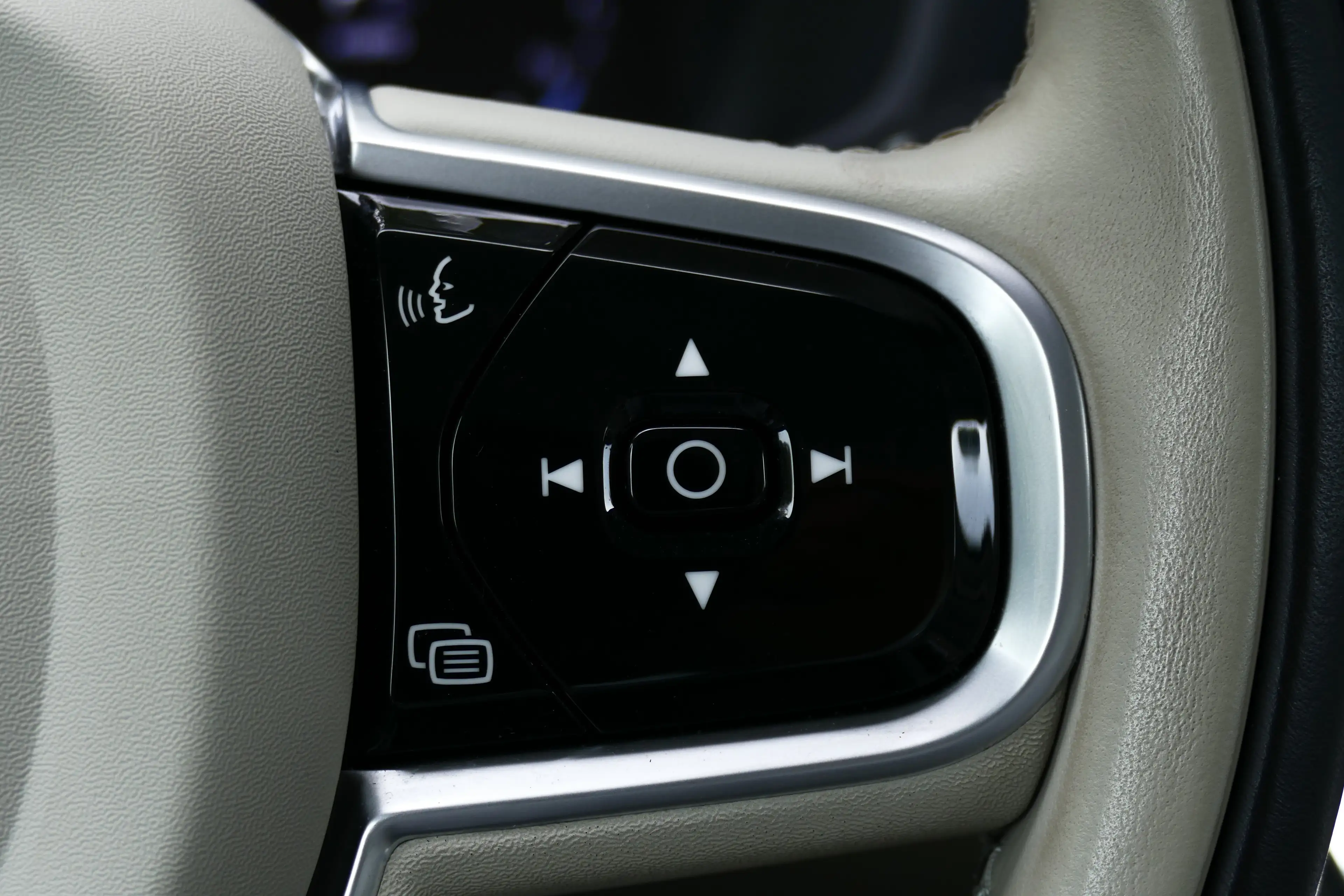 Volvo S60 2.0 RECHARGE T8 AWD INSCRIPTION AUTOMAAT / NAVI / — photo 23