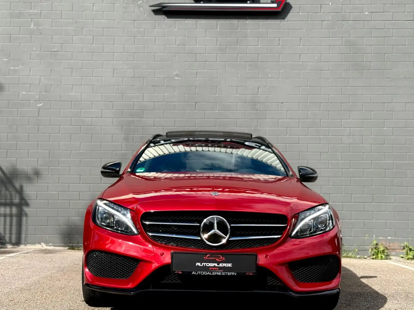 Mercedes-Benz C 250 T d Edition 4Matic AMGLINE/KEYLESS/PANO Rojo - 2
