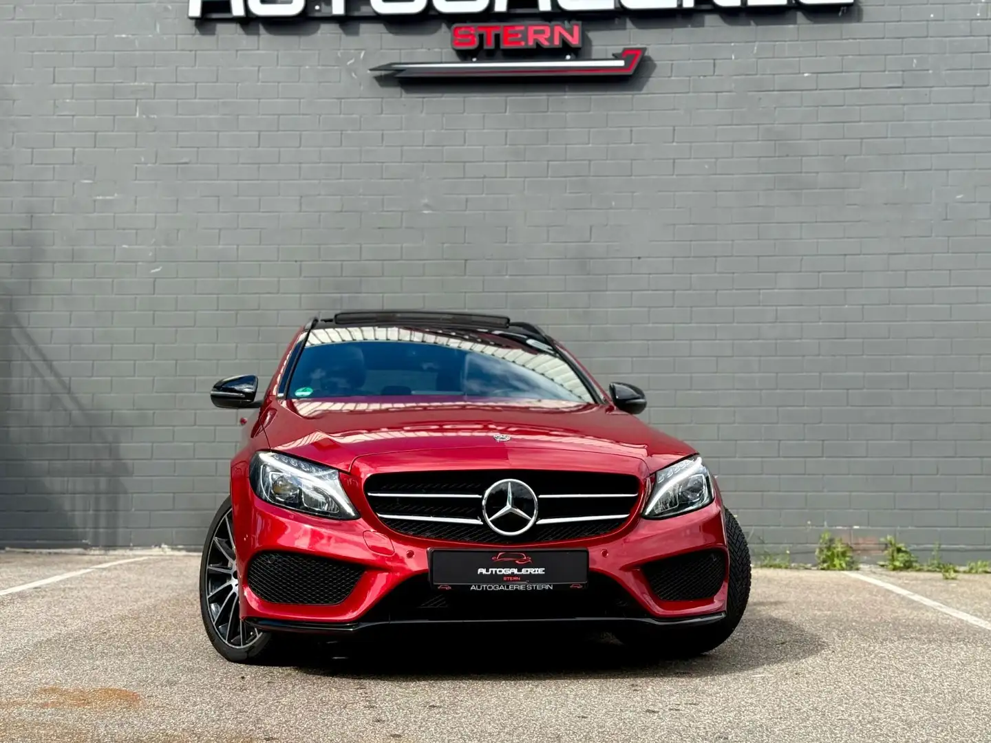 Mercedes-Benz C 250 T d Edition 4Matic AMGLINE/KEYLESS/PANO Rojo - 1