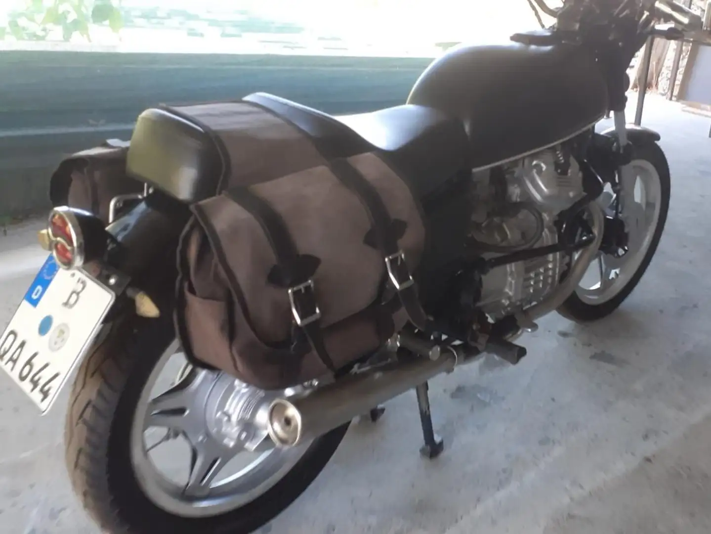 Honda CX 500 Fekete - 2