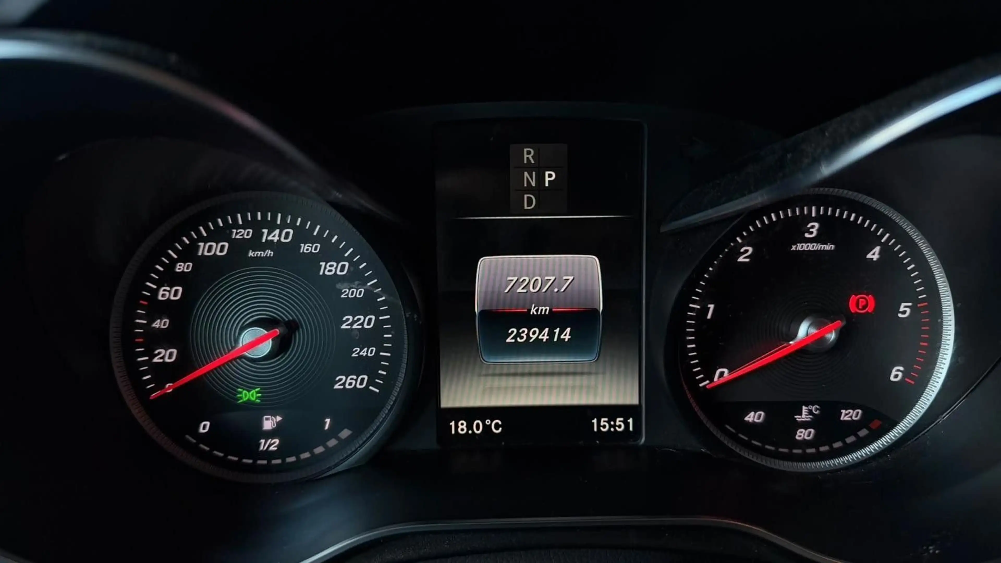 Mercedes-Benz GLC 220 d 4Matic/ — photo 10