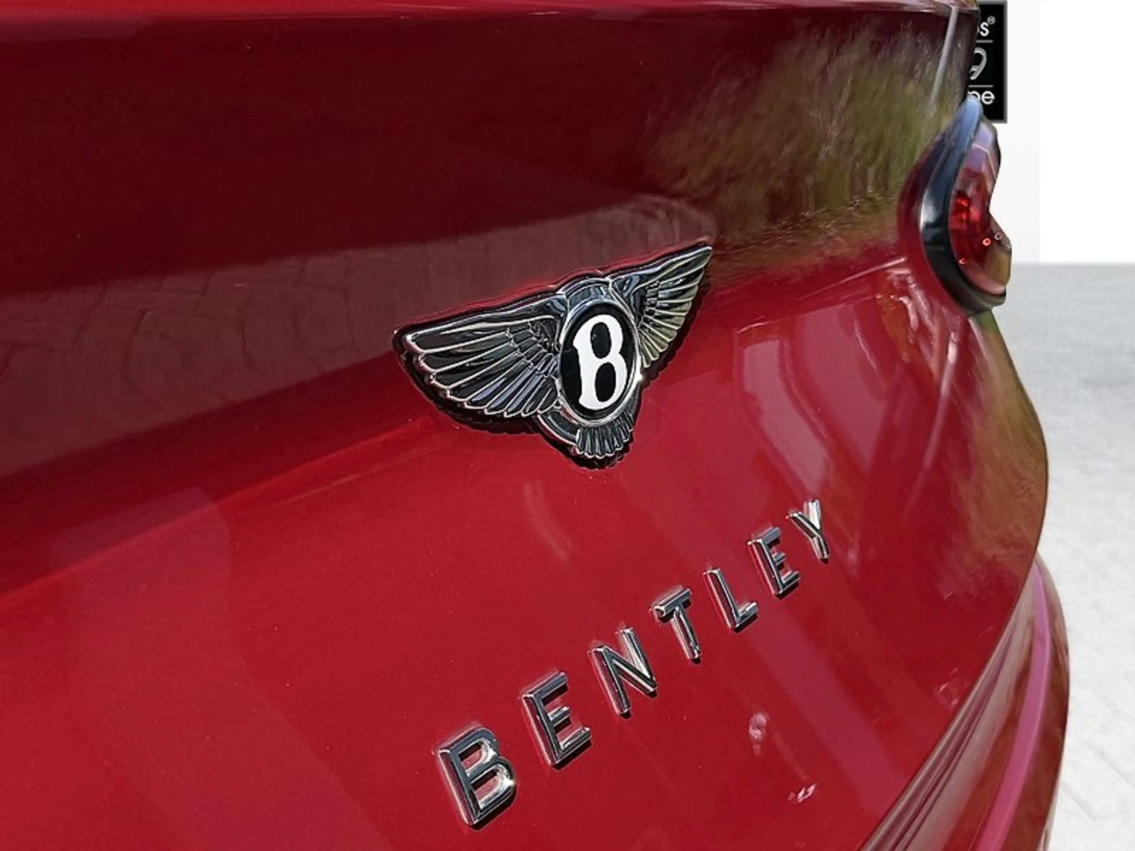 Bentley Bentayga V8 S *NAIM*Carbon Styling* — photo 9