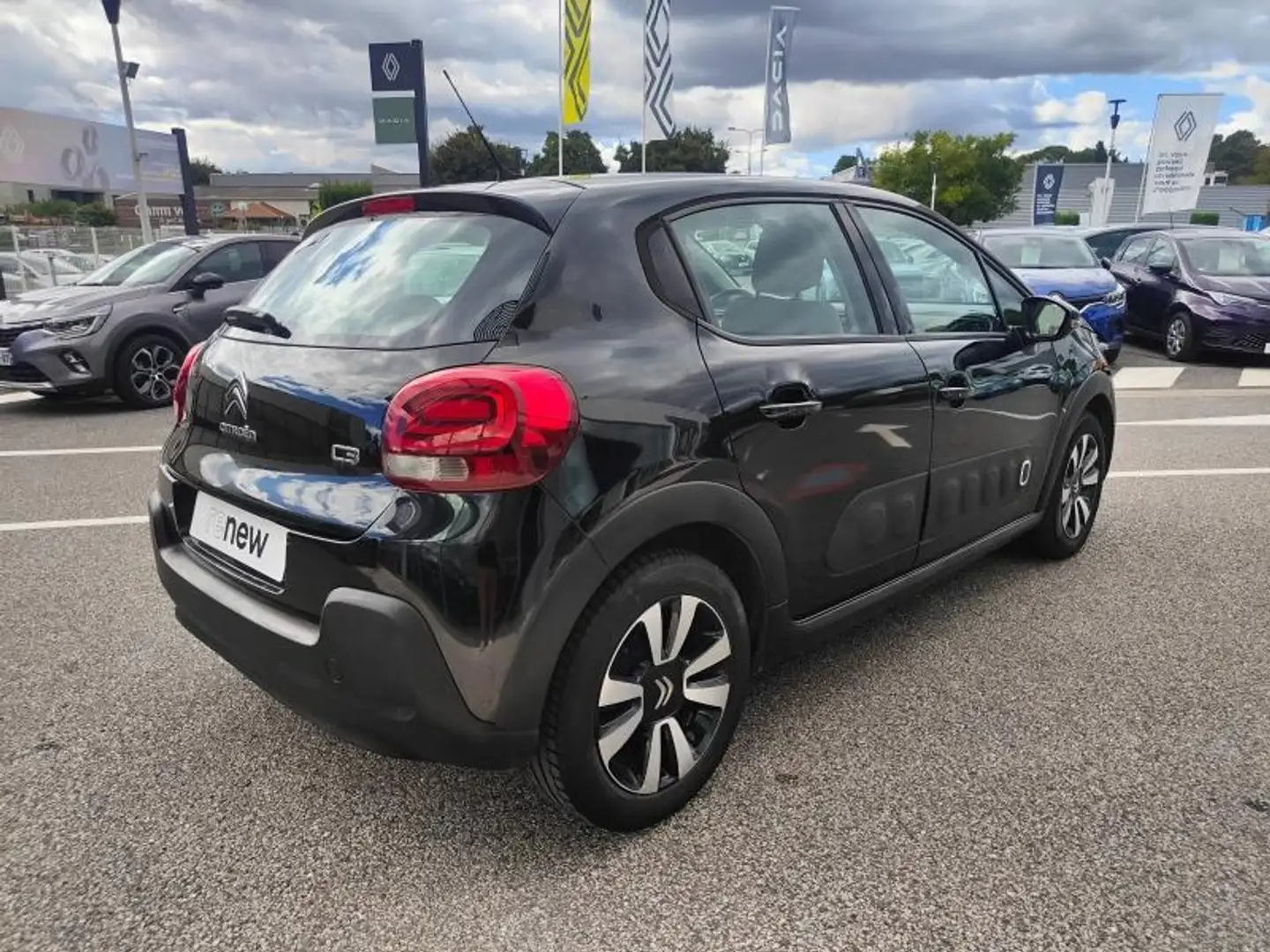 Citroen C3 PureTech 110ch Shine S\u0026S E6.d-TEMP Schwarz - 2