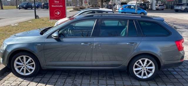 Imagine Skoda Octavia Combi 1.4 TSI (Green tec) Joy