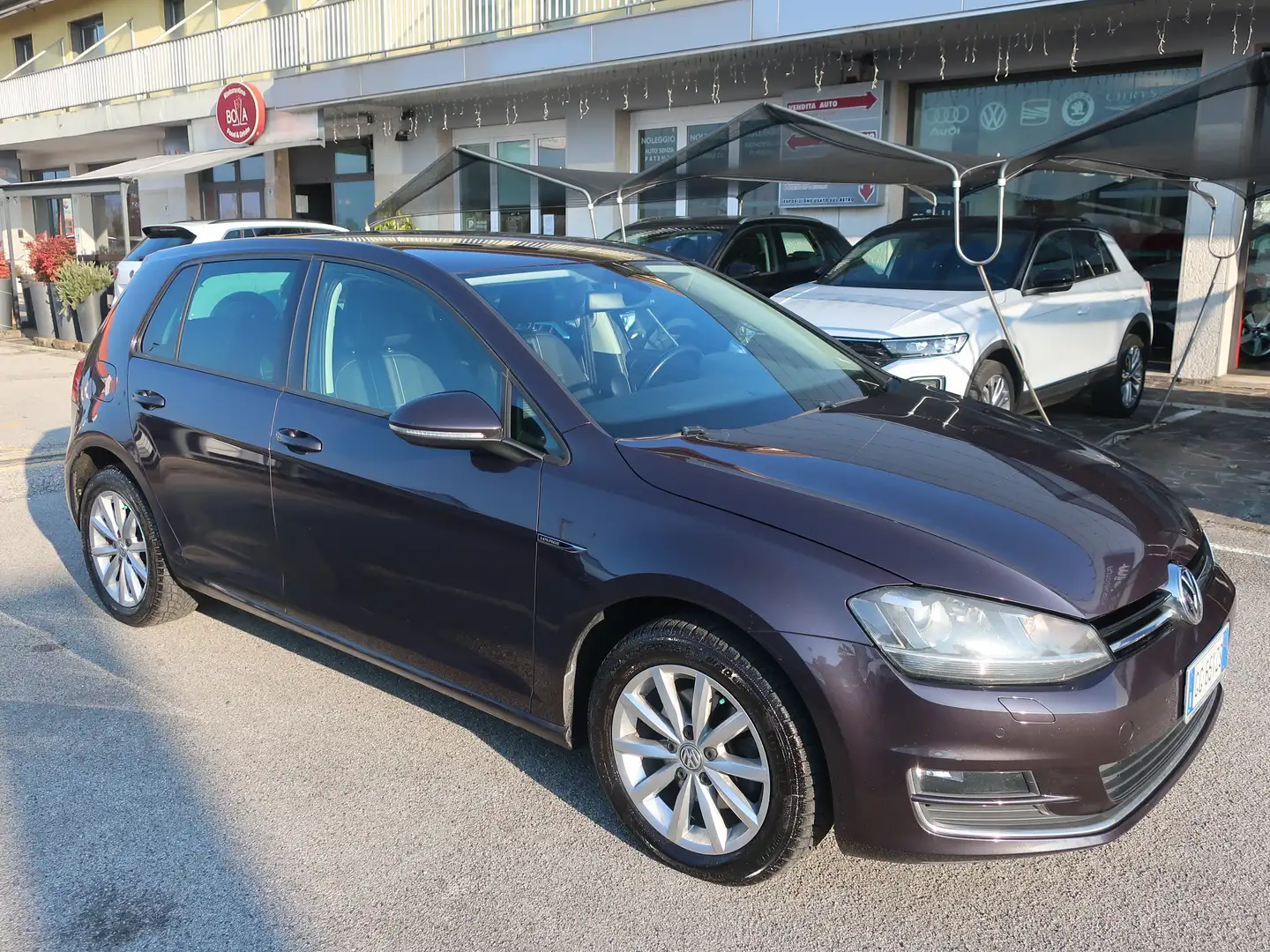 Volkswagen Golf Golf 5p 1.9 tdi BMT Lounge 110cv DSG Nero - 2