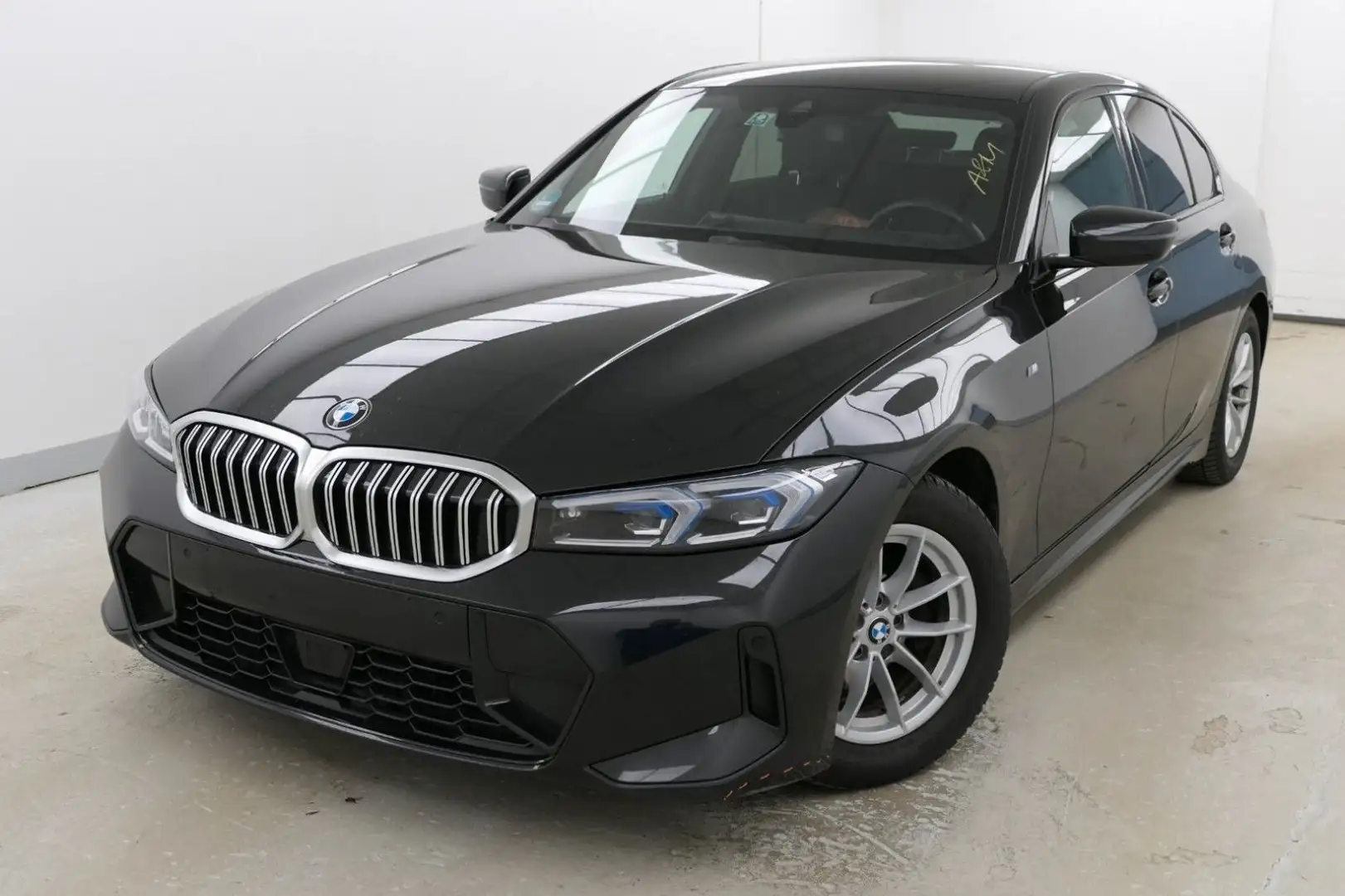 BMW 318 d M Sport ACC MFL KZU 3ZK LED RFK PDC Nero - 2