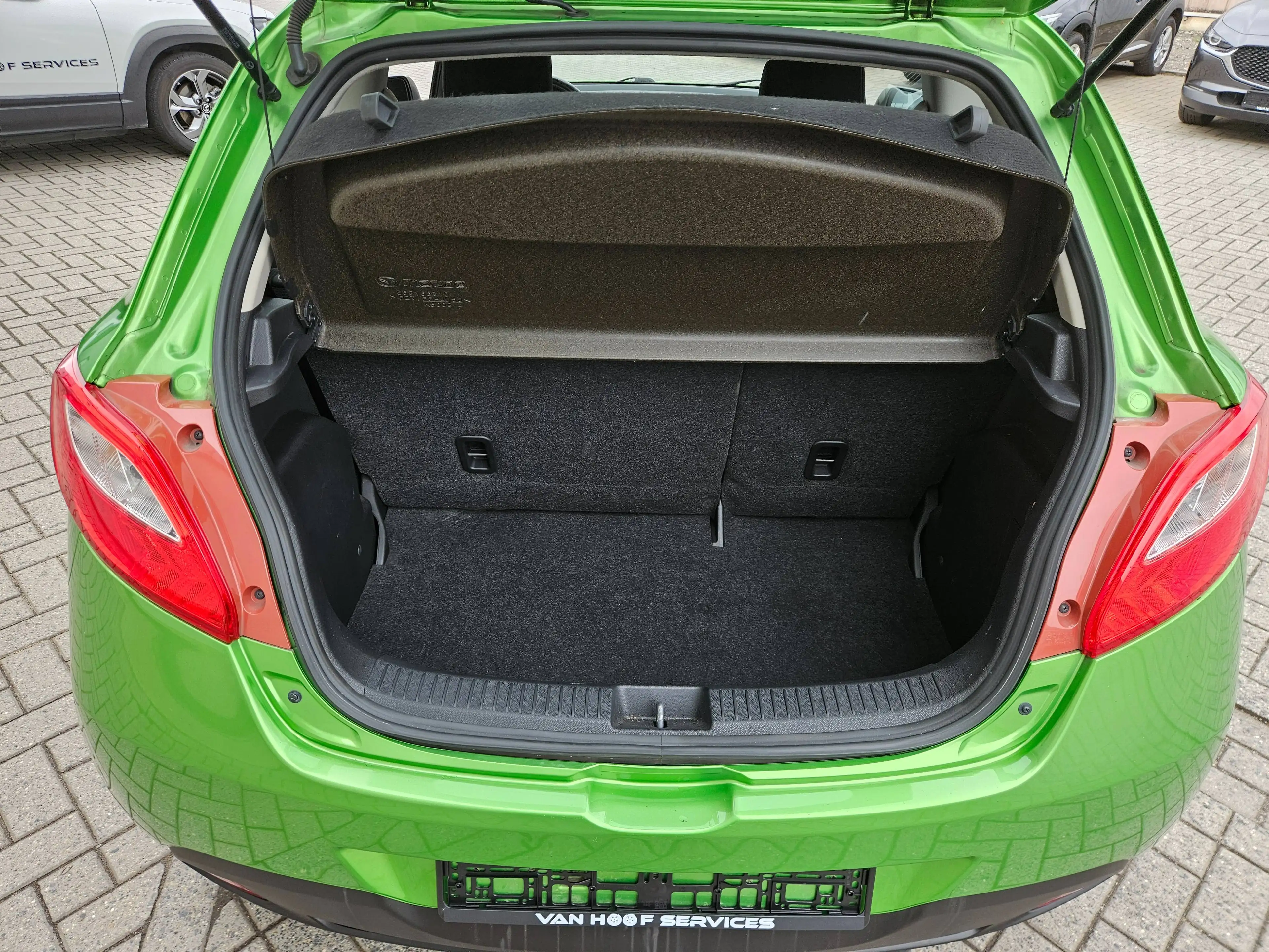 Mazda 2 2 1.3i Sport — photo 12