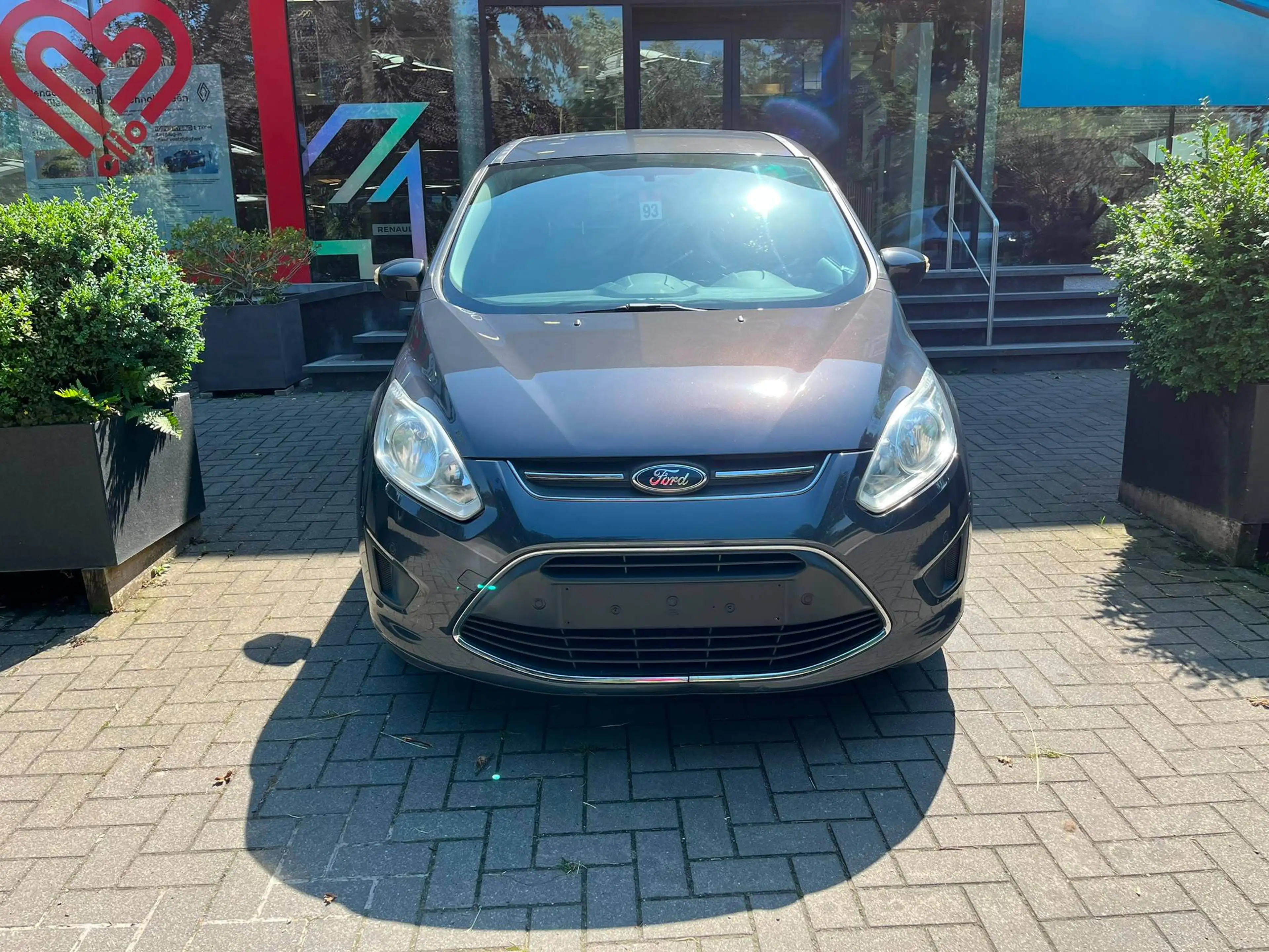 Ford Grand C-Max Grand C-Max 1.6 Ti-VCT Titanium — photo 2
