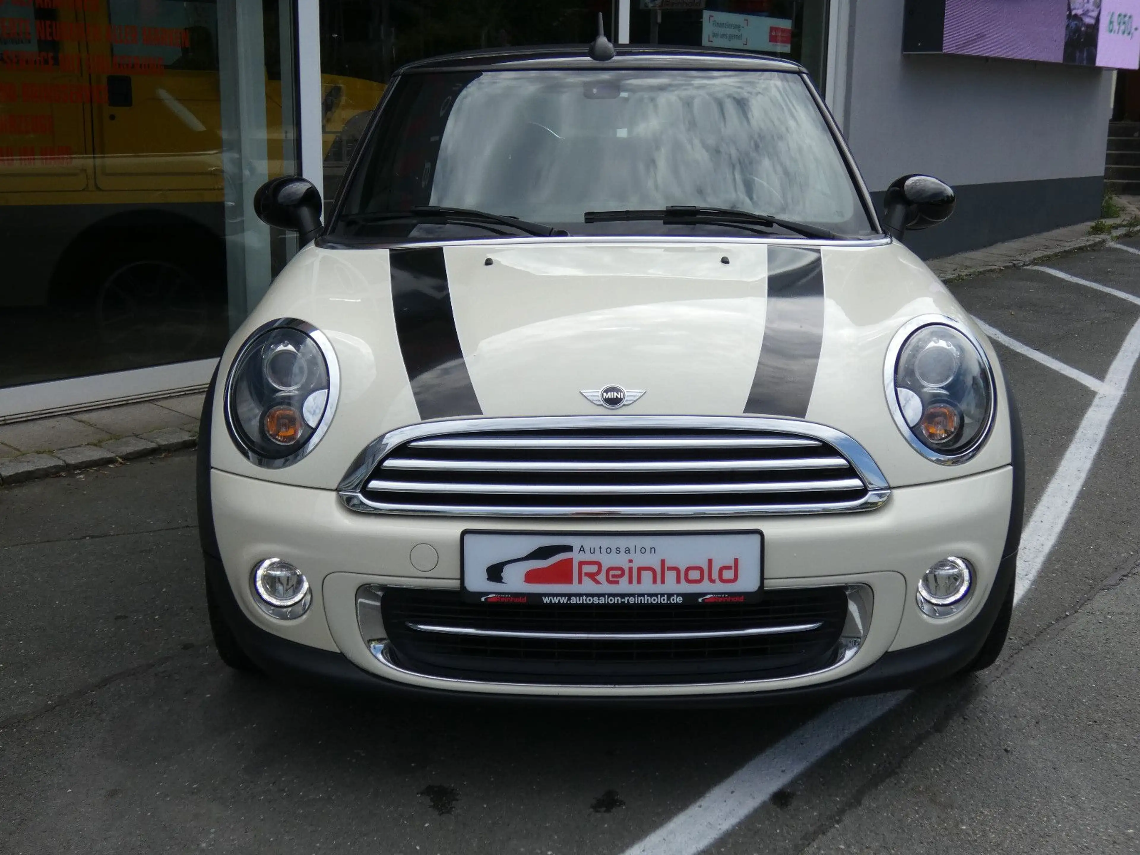 MINI Cooper Cabrio XENON NAVI BT SHZ PDC AMBIENTE 17" — photo 5