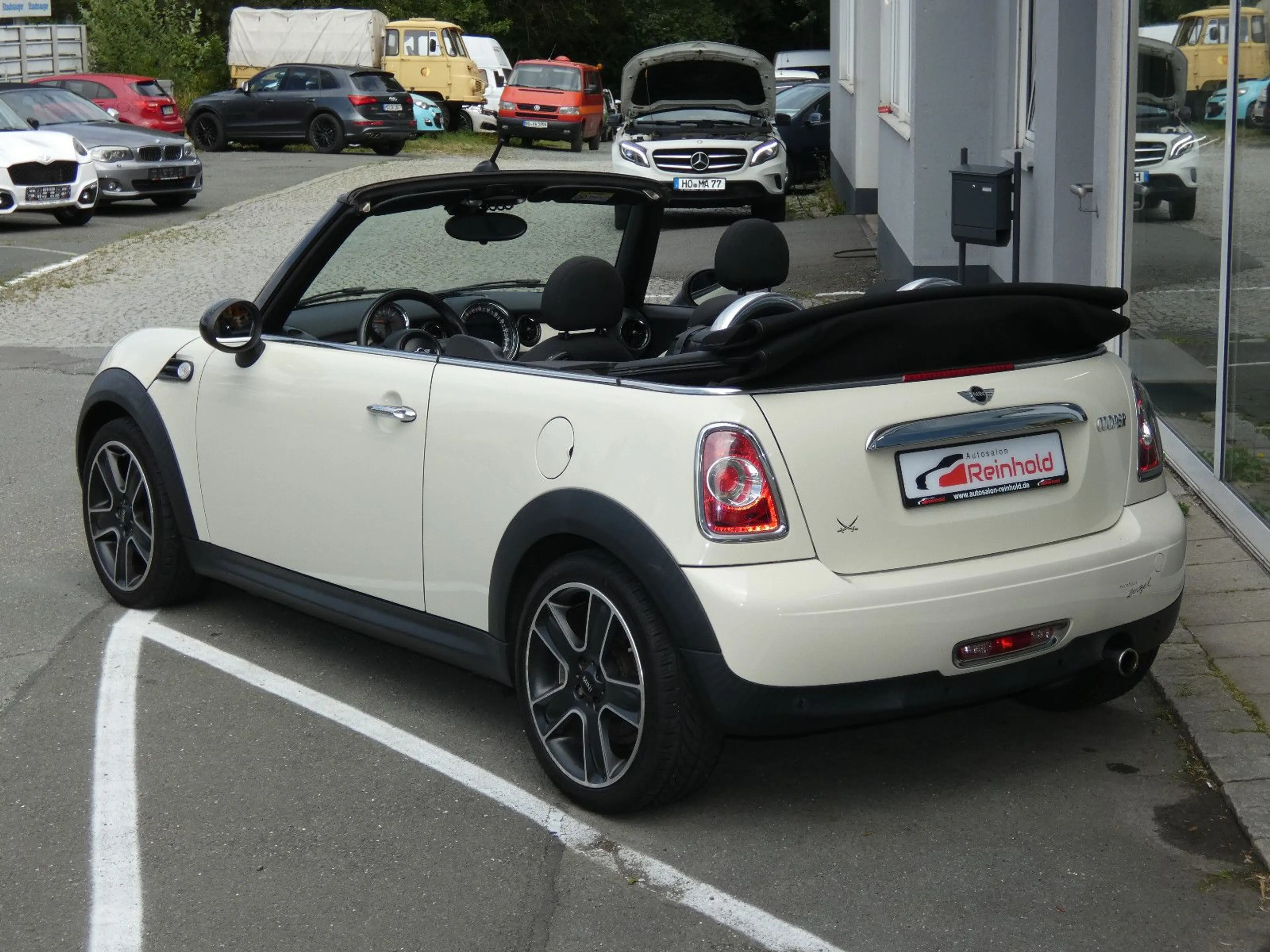 MINI Cooper Cabrio XENON NAVI BT SHZ PDC AMBIENTE 17" — photo 13