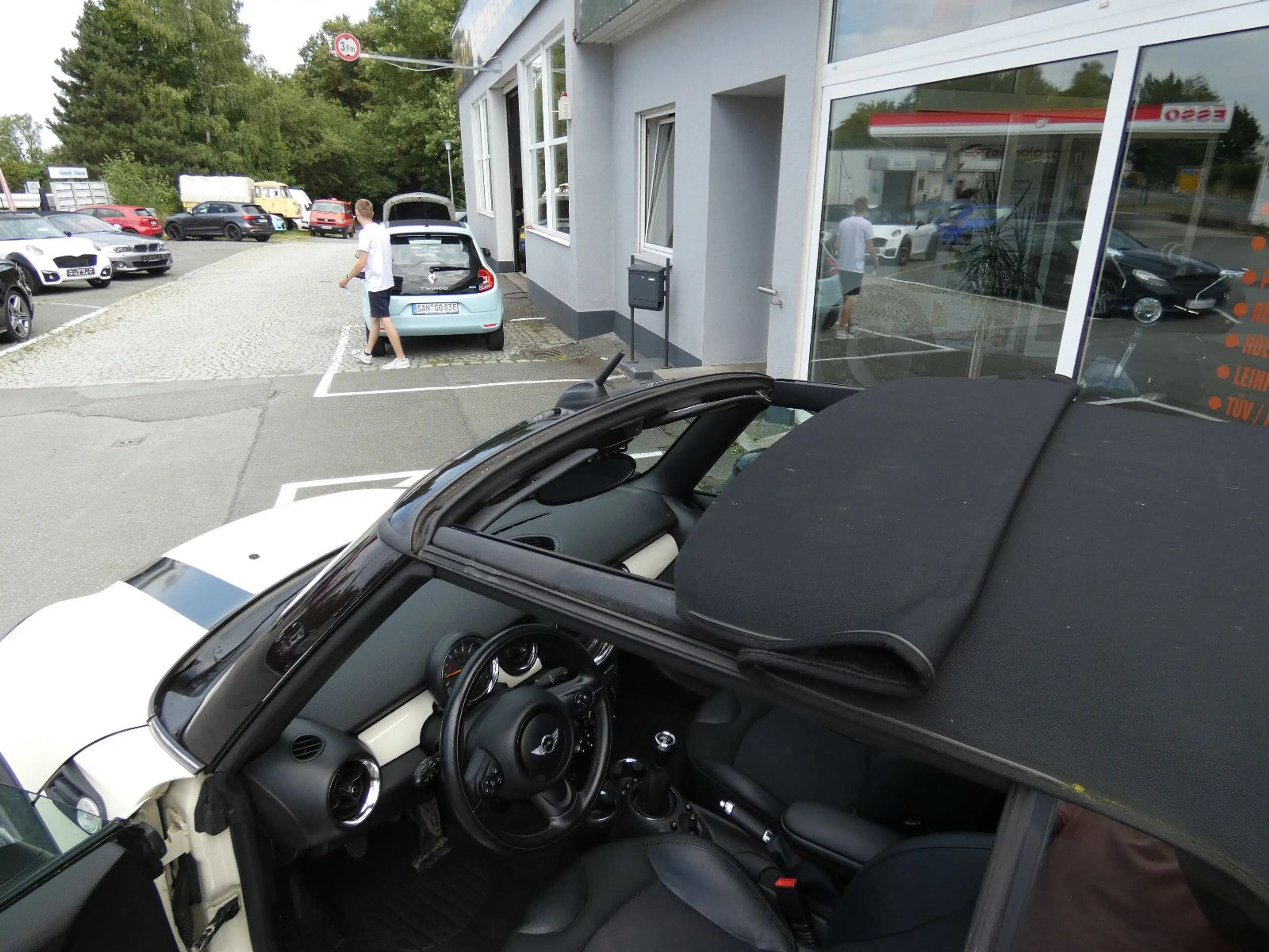 MINI Cooper Cabrio XENON NAVI BT SHZ PDC AMBIENTE 17" — photo 12
