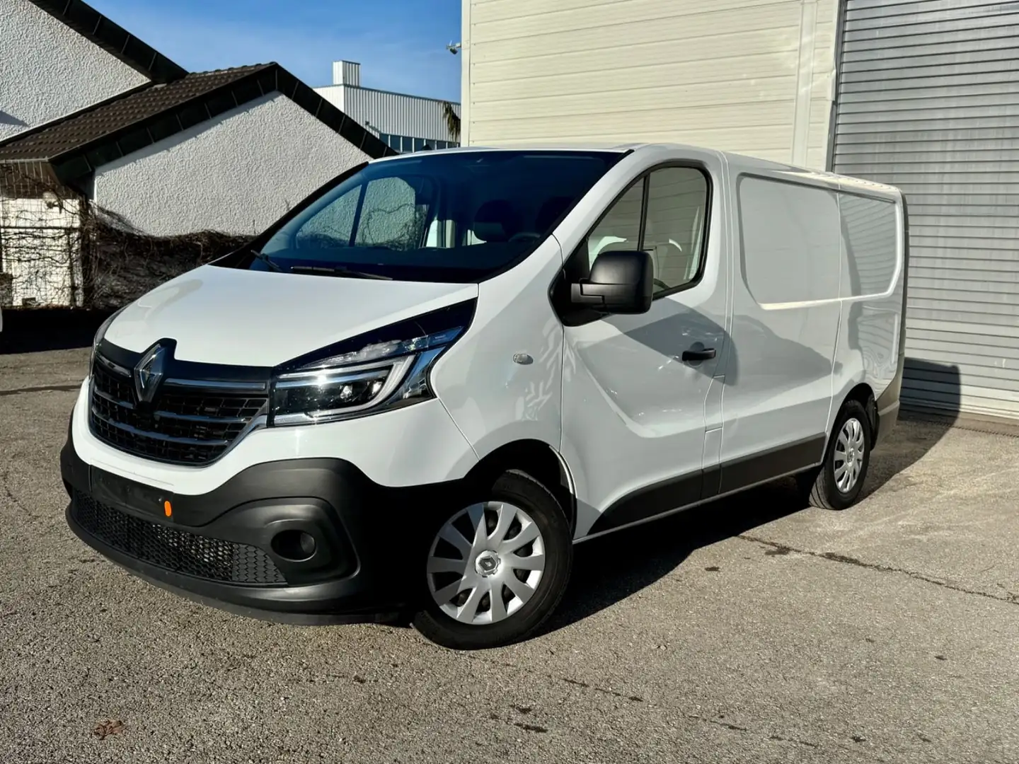 Renault Trafic L1H1 1000 1.6 dCi 95ps Grand Confort E6 Weiß - 1