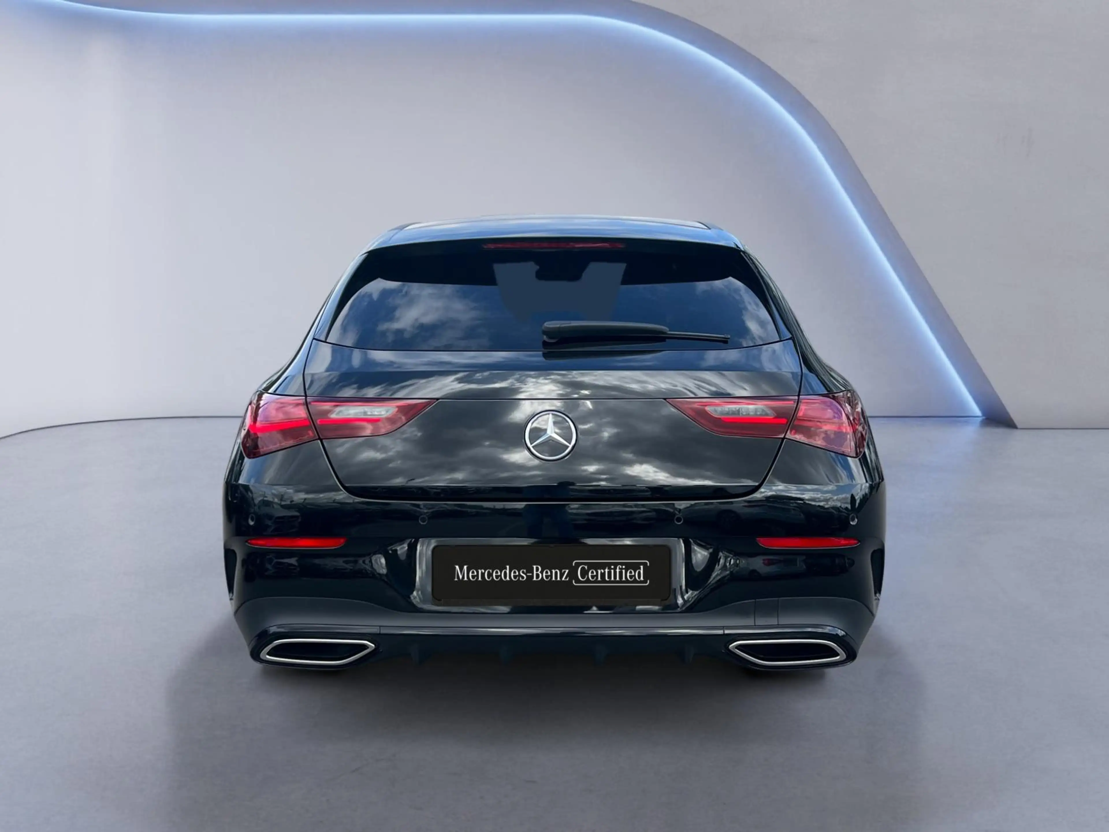 Mercedes-Benz CLA 180 Shooting Brake AMG Line — photo 5