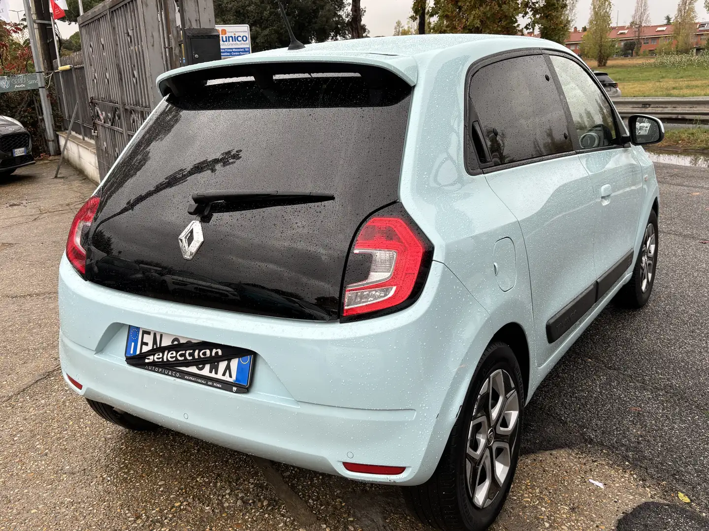 Renault Twingo 1.0  La Parisienne 69cv AUTOMATICA, LED NAVI Verde - 2