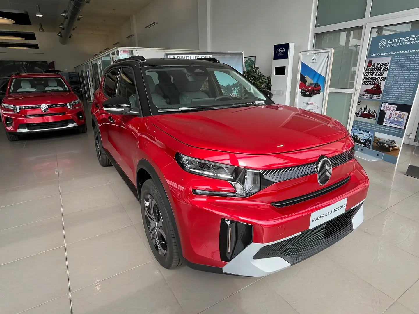 Citroen C3 Aircross Nuova C3 Aircross 1.2 Benzina 100cv PLUS Rosso - 1